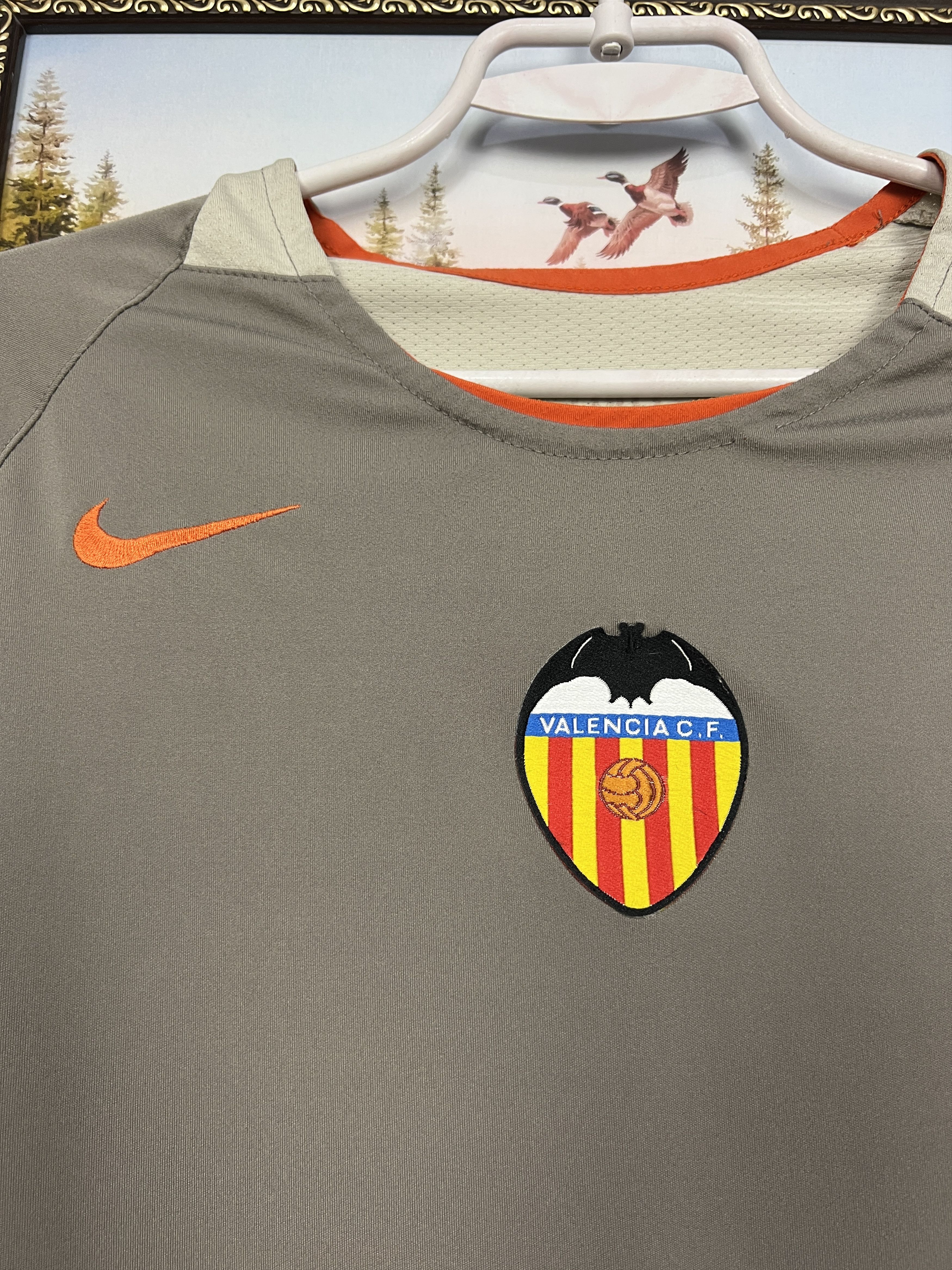 Nike Vintage Nike Valencia Football Train Shirt Soccer Mens Size US L / EU 52-54 / 3 - 3 Thumbnail