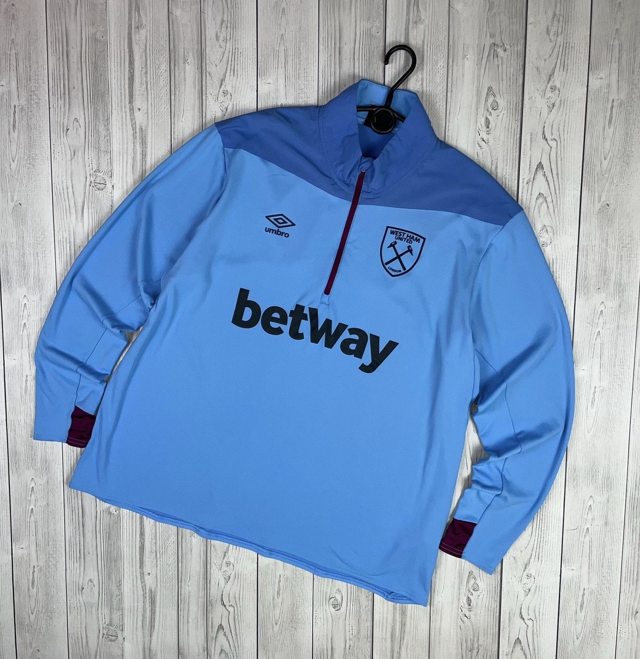 Umbro Vintage umbro West Ham soccer sweatshirt rare blue rare XXL Size US XXL / EU 58 / 5 - 1 Thumbnail