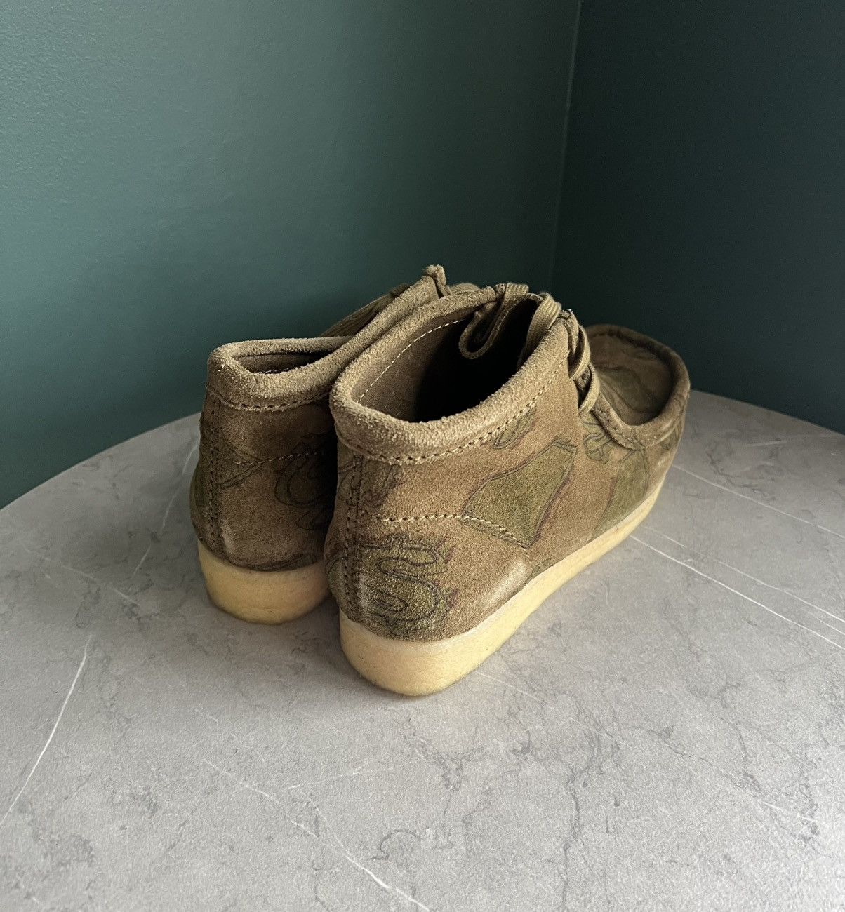 Billionaire Boys Club × Clarks CLARKS ORIGINALS X BILLIONAIRES BOYS CLUB WALLABEE BOOT Size US 7 / EU 40 - 3 Thumbnail