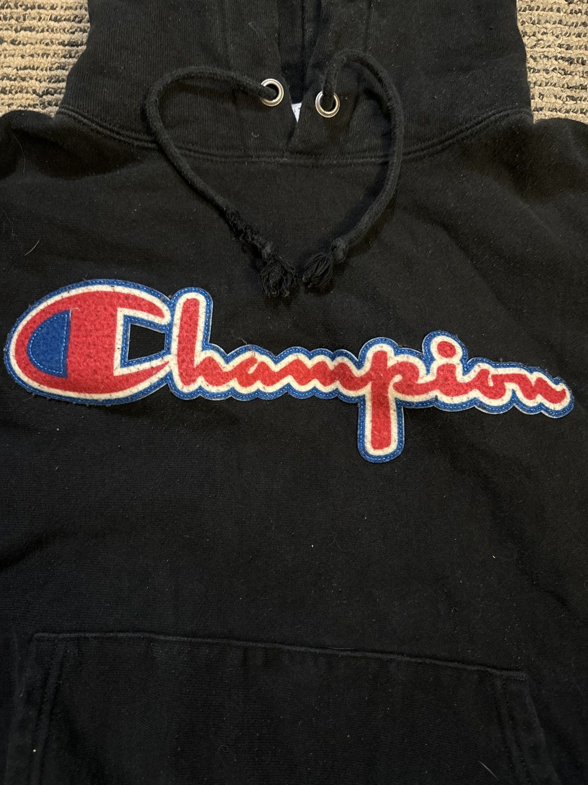 Champion × Vintage REVERSE WEAVE VINTAGE CHAMPION HOODIE Size US S / EU 44-46 / 1 - 2 Thumbnail