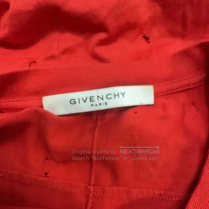 Givenchy Givenchy Letter Print Distressed Short-Sleeve T-Shirt. Size US XS / EU 42 / 0 - 4 Thumbnail