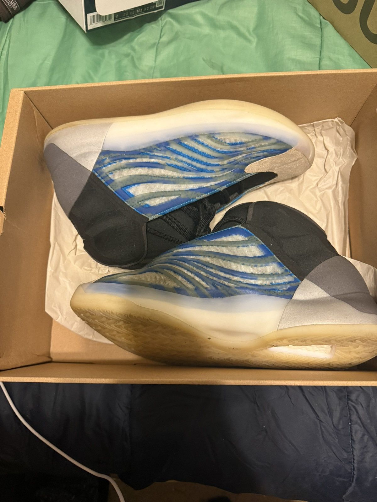 Yeezy Yeezy QNTM Size US 10 / EU 43 - 1 Thumbnail