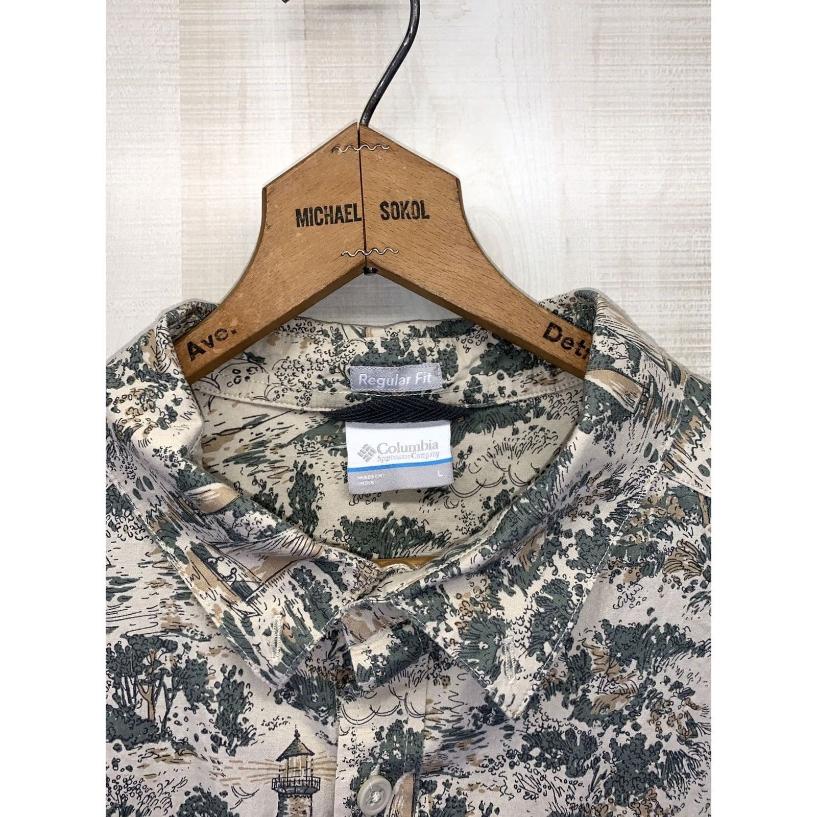 Vintage Columbia Shirt Mens Button-Up Lake/Lighthouse Theme Short Sleeve Regular Fit Sz L-5695 Green Tan Logo Outdoor Fish 90s (if applicable) Mens Size US L / EU 52-54 / 3 - 2 Thumbnail