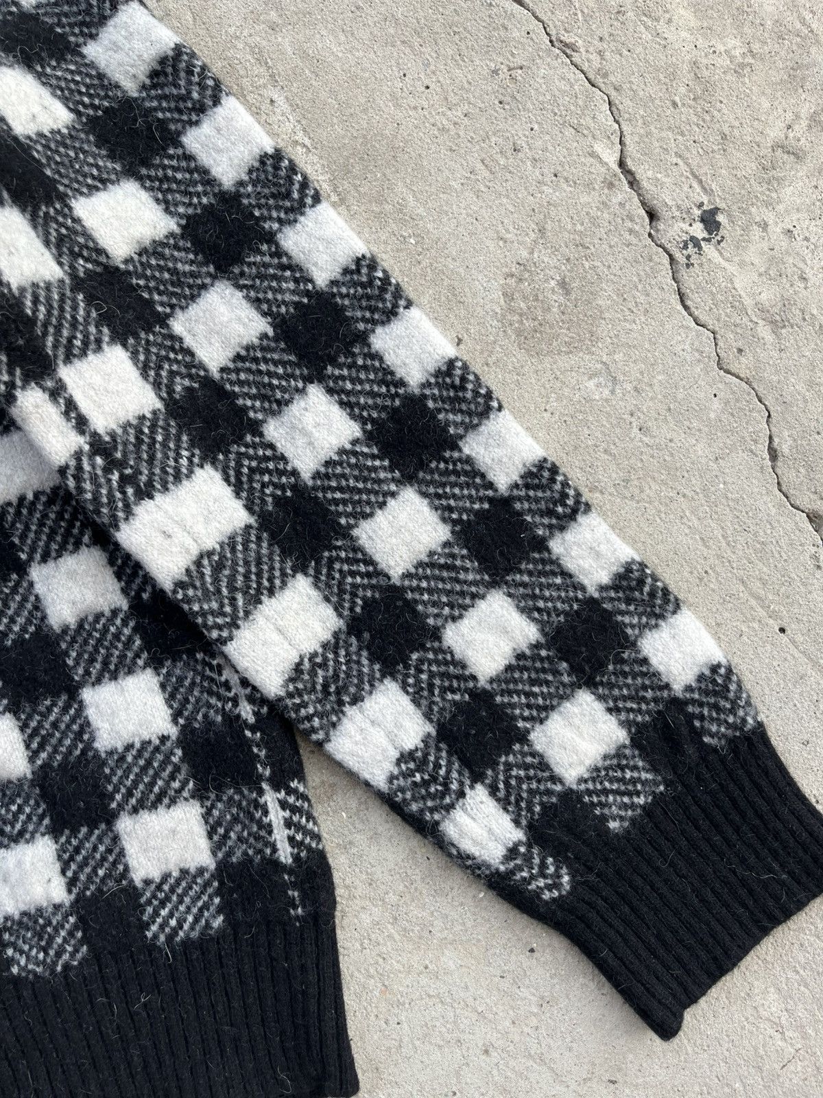Hedi Slimane × Saint Laurent Paris FW14 Saint Laurent by Hedi Slimane Wool Checkered Sweater Size US S / EU 44-46 / 1 - 20 Thumbnail