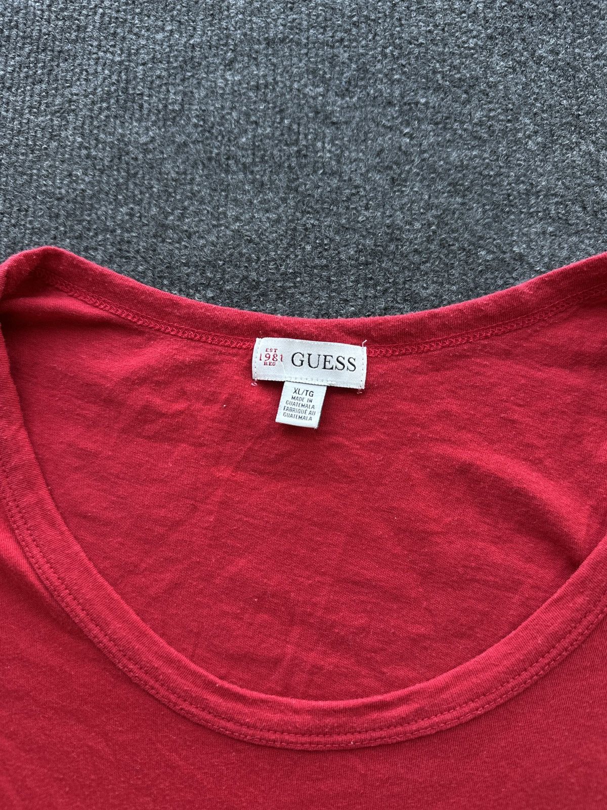 Guess 🚨AVANT-GARDE GUESS T-SHIRT TANK WOMEN Y2k BIG LOGO Size XL / US 12-14 / IT 48-50 - 5 Thumbnail