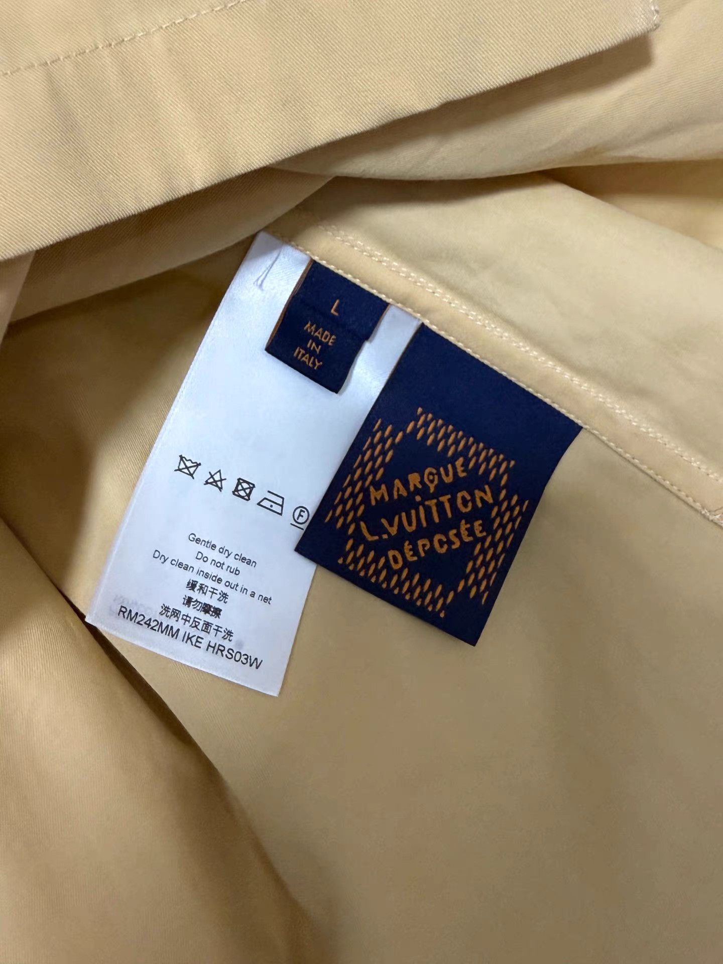 Louis Vuitton Louis Vuitton x Tyler V-Neck Button-Up Color-Block Shirt K13 Size US L / EU 52-54 / 3 - 4 Thumbnail