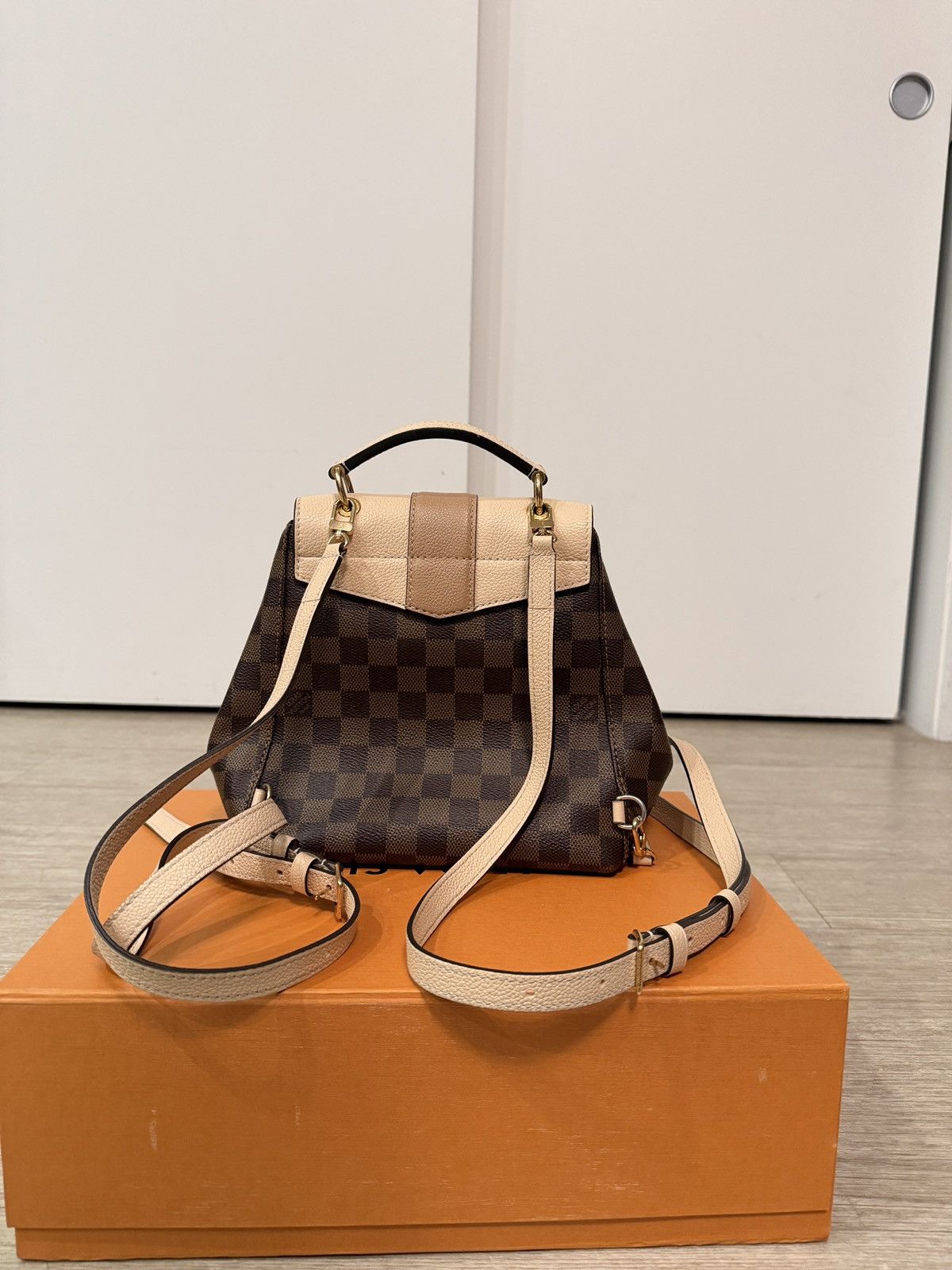 Louis Vuitton Louis Vuitton Clapton Damier Leather Backpack - Brown Size ONE SIZE - 15 Thumbnail