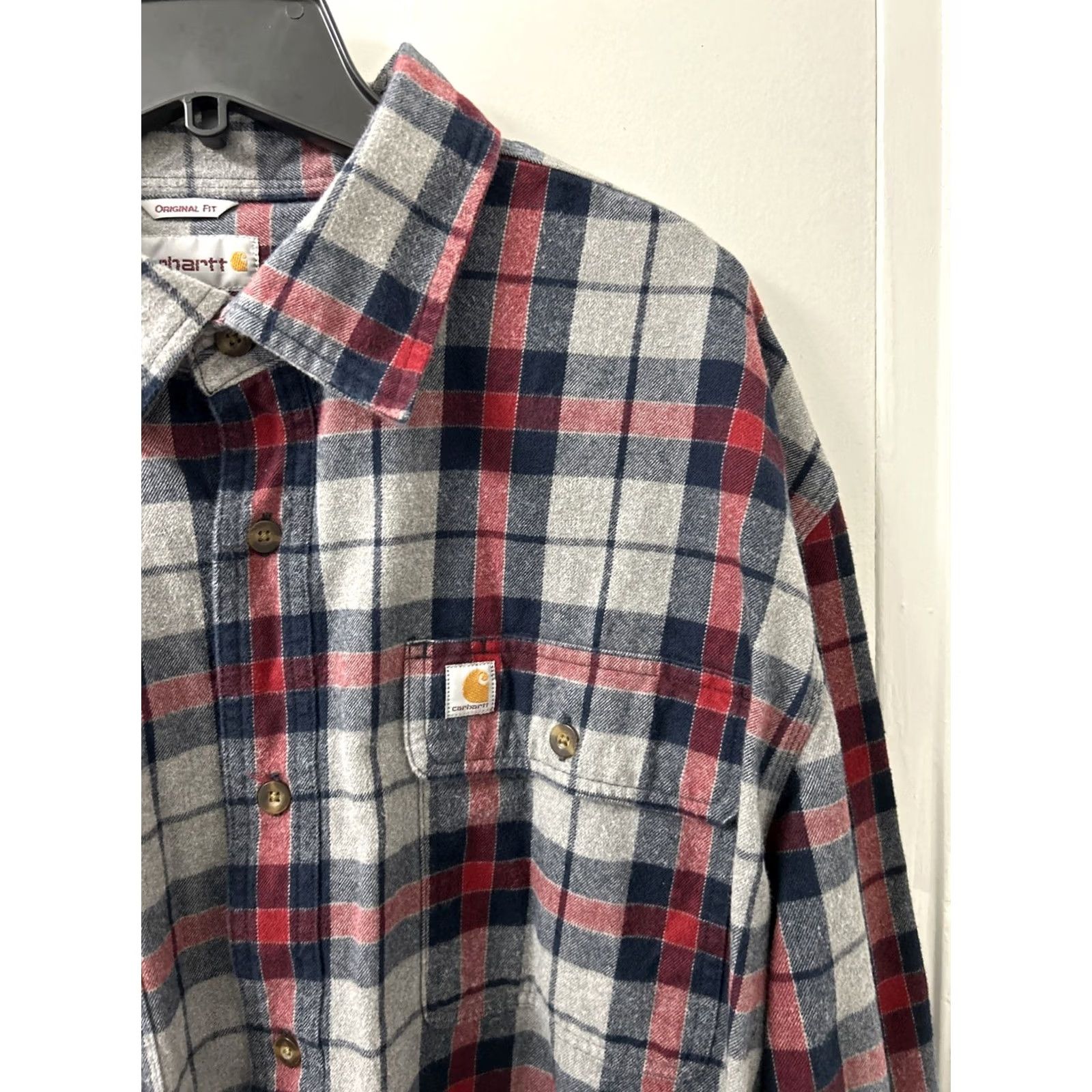Carhartt Carhartt Hubbard Shirt Mens XL Red Plaid Flannel Button-Down L/S 8 Oz Heavyweight Cotton Pockets Workwear Sl tie? Size US XL / EU 56 / 4 - 4 Thumbnail