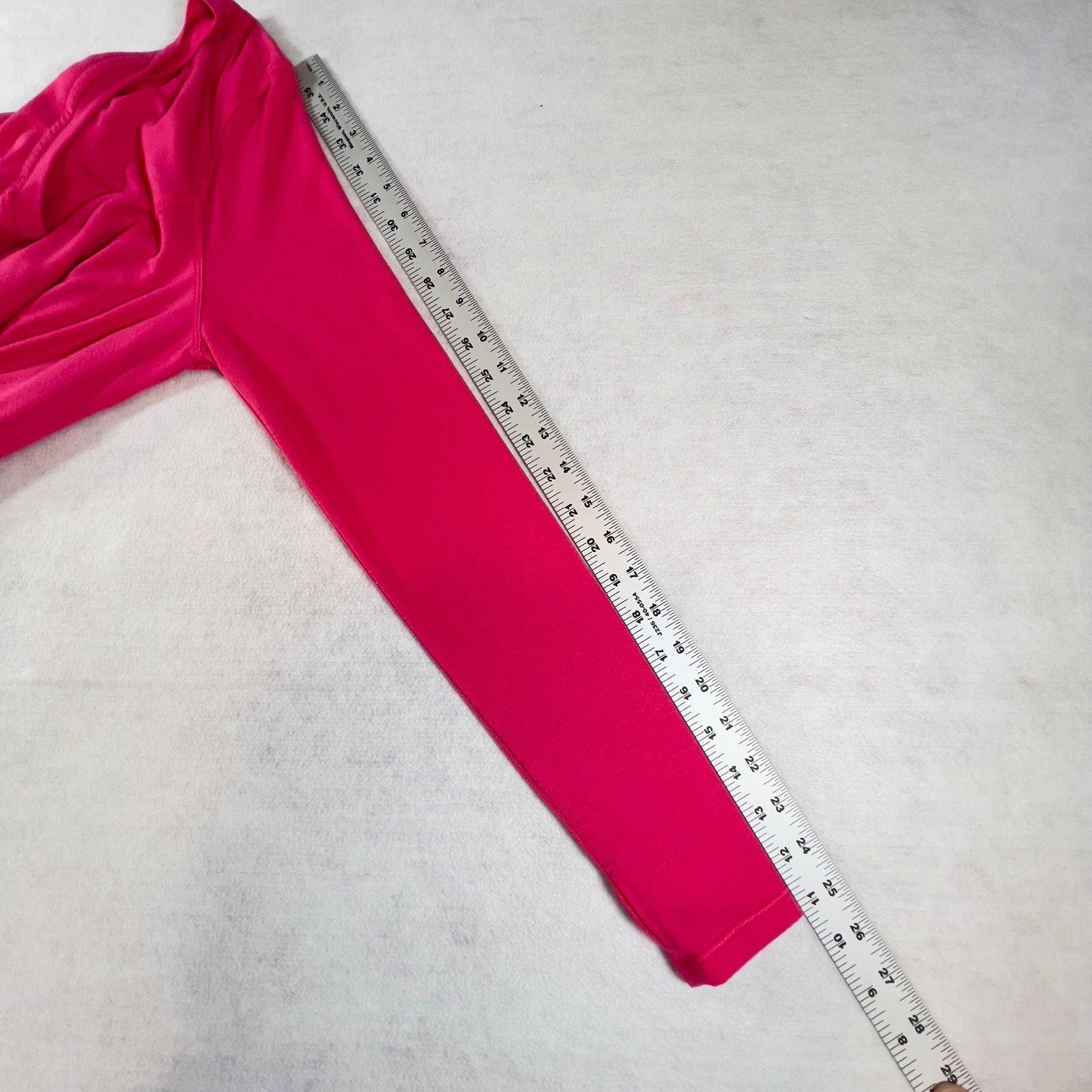 Avia Avia Long Sleeve Shirt Woman's S / Ch 4-6 Running HOT PINK Size S / US 4 / IT 40 - 7 Thumbnail