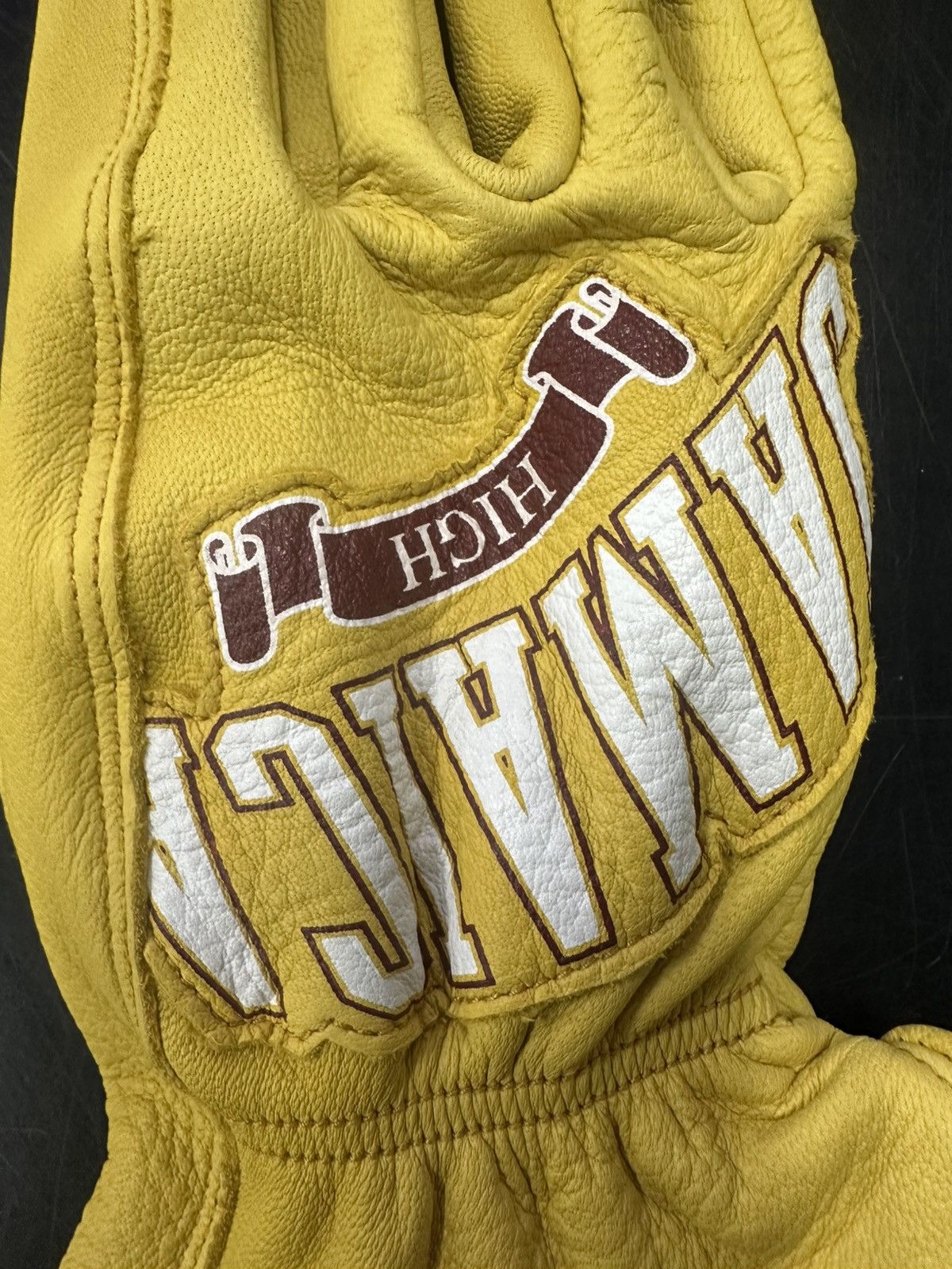 DENIM TEARS × Stussy DENIM TEARS X STUSSY LEATHER GLOVES S/M YELLOW Size ONE SIZE - 4 Thumbnail