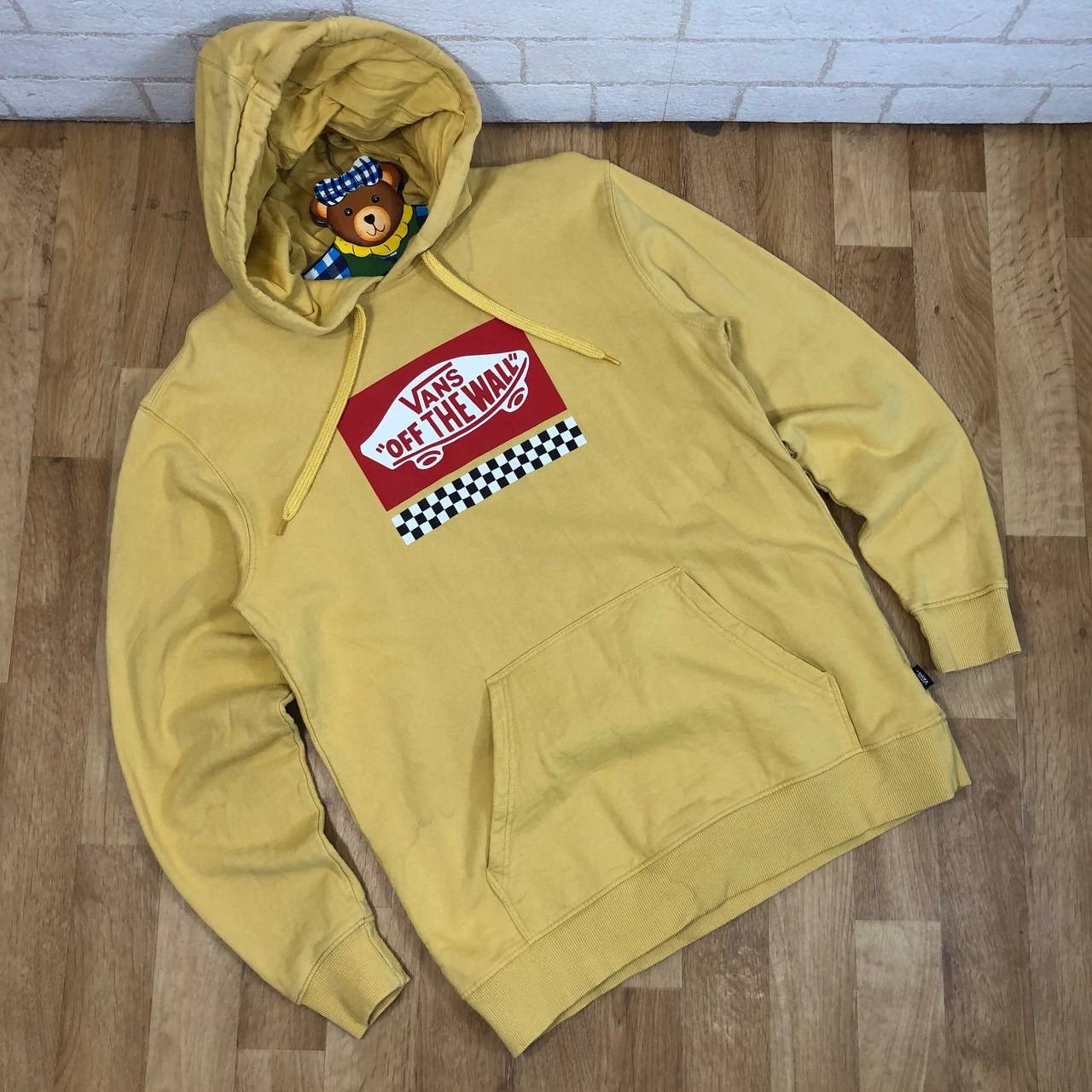 Vans yellow 2024 checkered hoodie