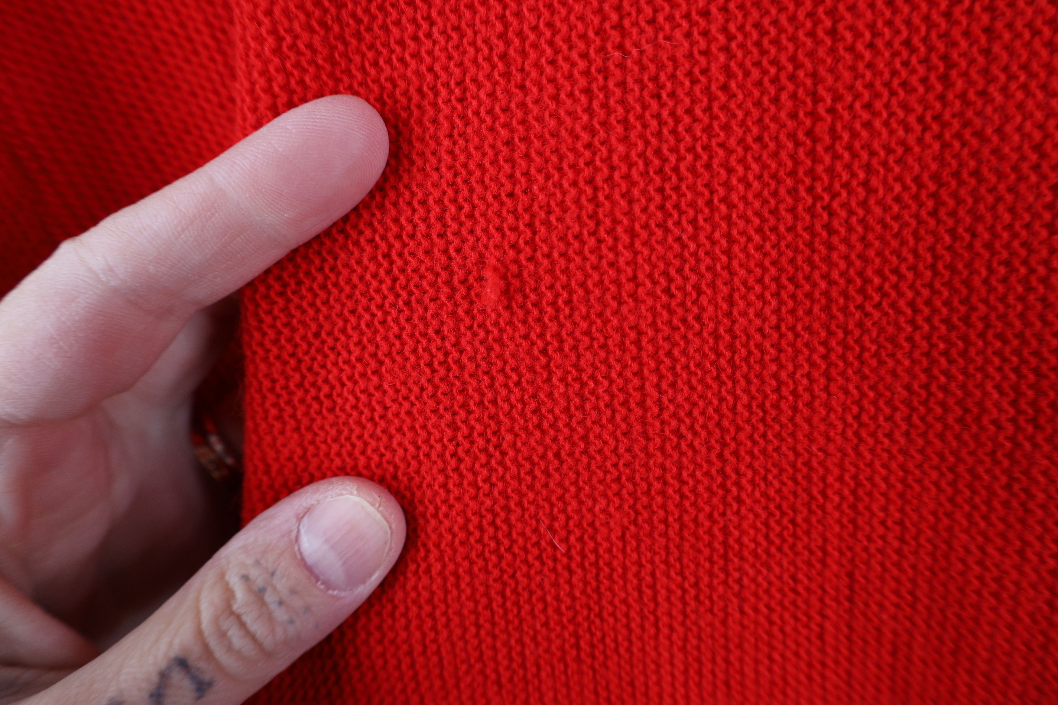 Izod Vintage 90s Izod Knit Button Cardigan Sweater Red Acrylic Size US L / EU 52-54 / 3 - 8 Thumbnail