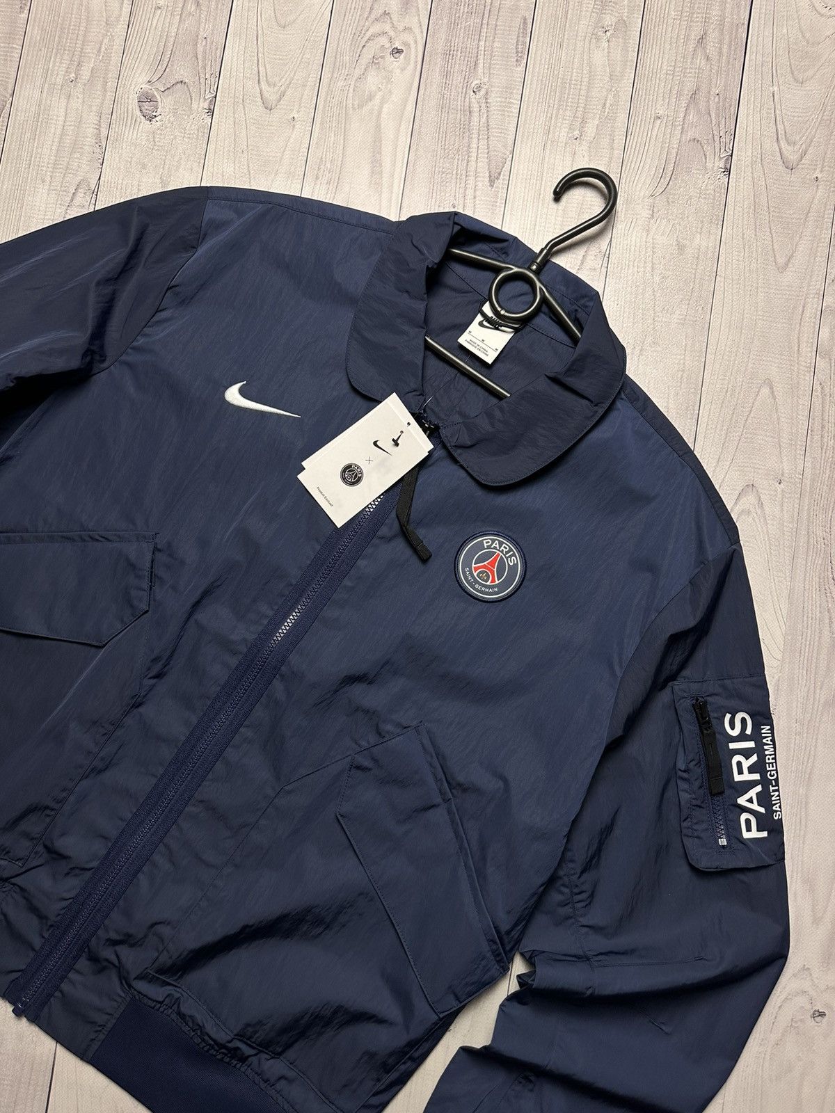 Nike Nike Paris Saint German PSG soccer bomber Jacket Size: S,M,L Size US M / EU 48-50 / 2 - 3 Thumbnail