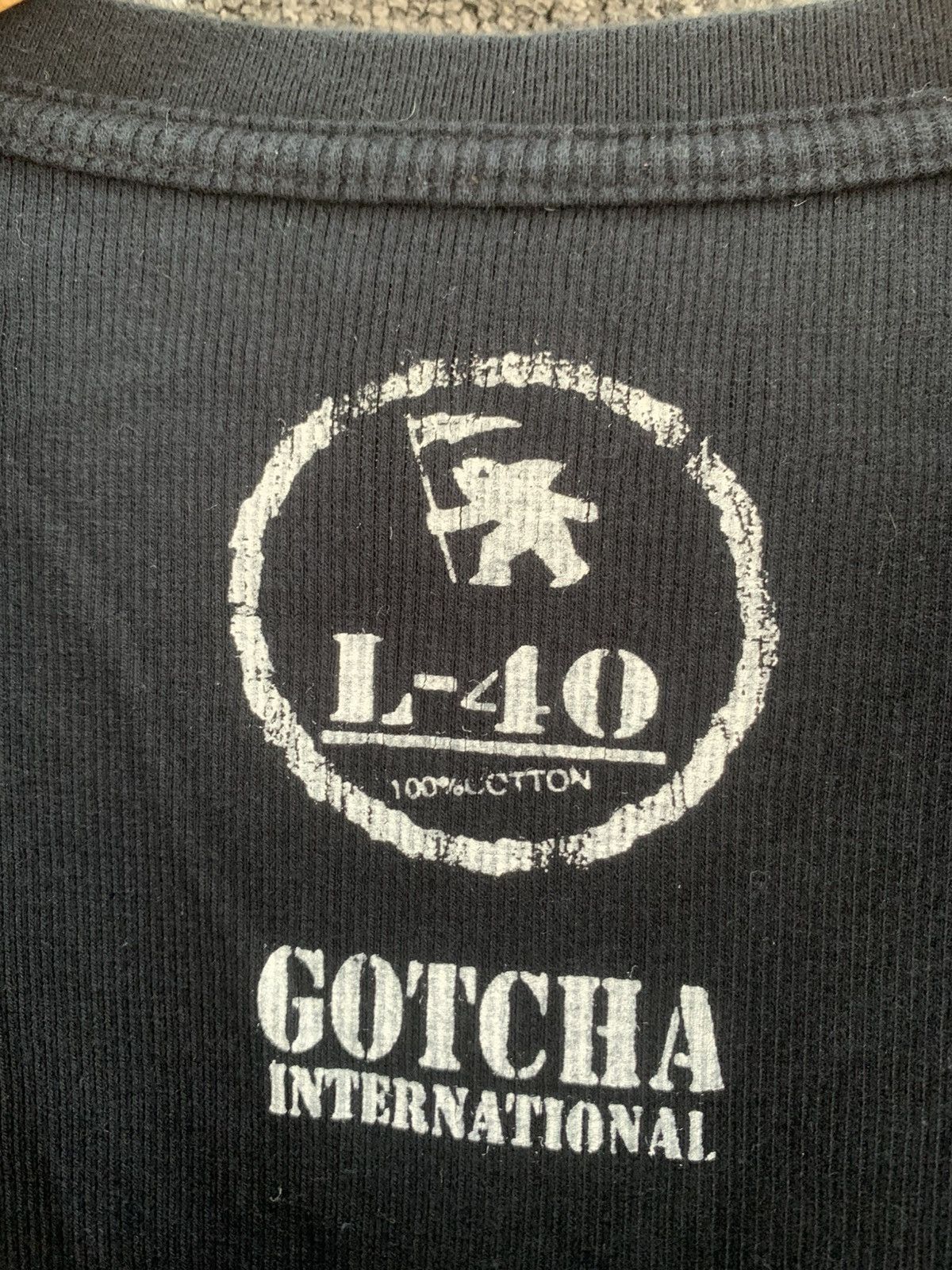 Vintage 🇺🇸 Gotcha Surf Hard Poem Gothic Surfware Tshirt Size US L / EU 52-54 / 3 - 8 Thumbnail