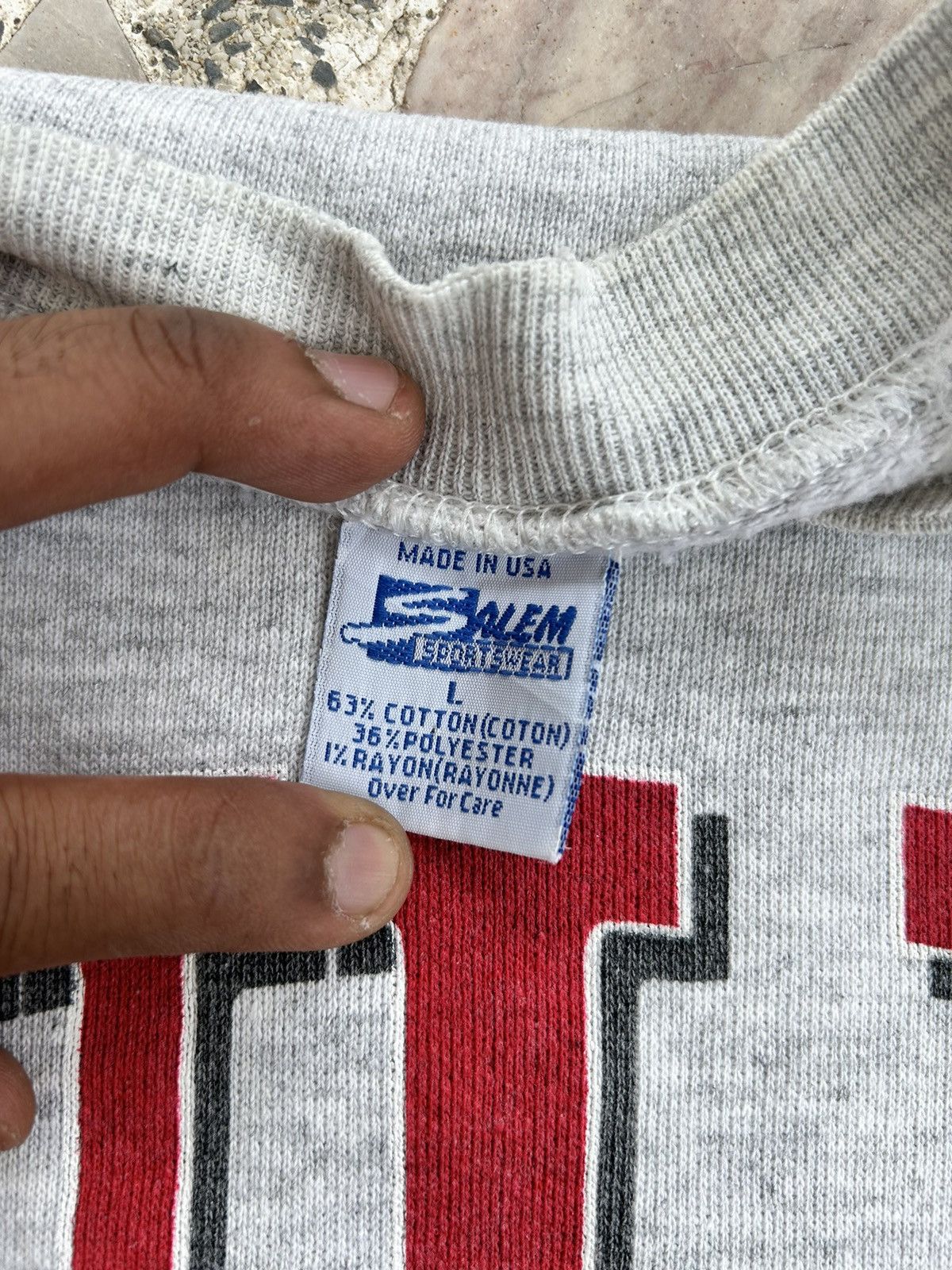 Salem Sportswear Chicago Bulls Sweatshirt Fronthit Vintage Size US L / EU 52-54 / 3 - 11 Thumbnail