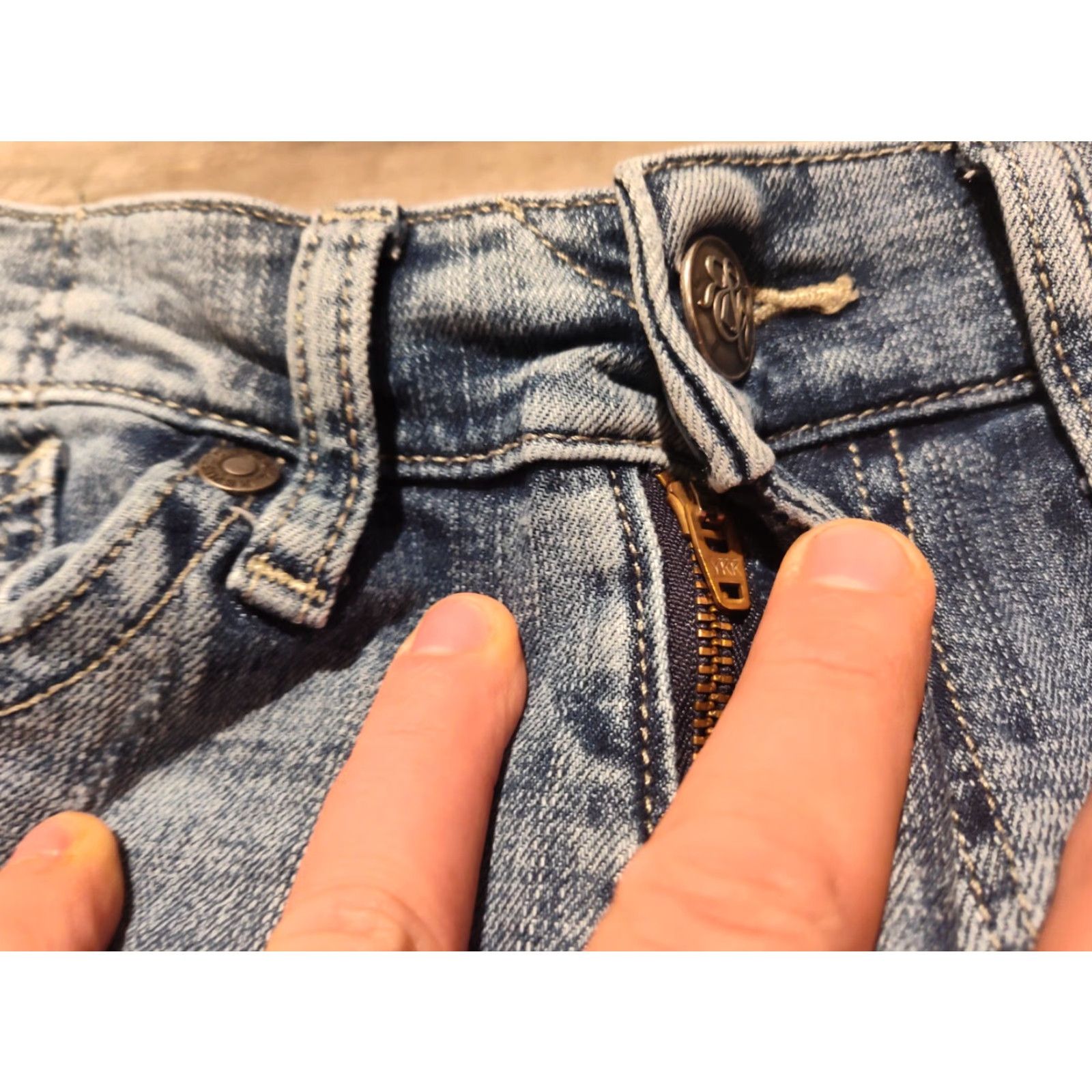 Vintage VINTAGE Rock & Republic Slim Straight Jeans Men 29x32 Medium Wash Denim Blue 90s? Size US 29 - 7 Thumbnail