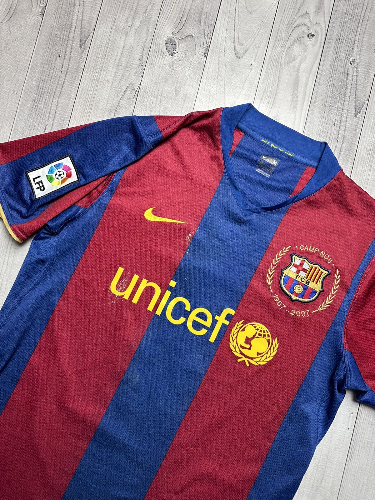 Vintage Vintage Barcelona soccer jersey 6 Havi rare size M Size US M / EU 48-50 / 2 - 7 Thumbnail