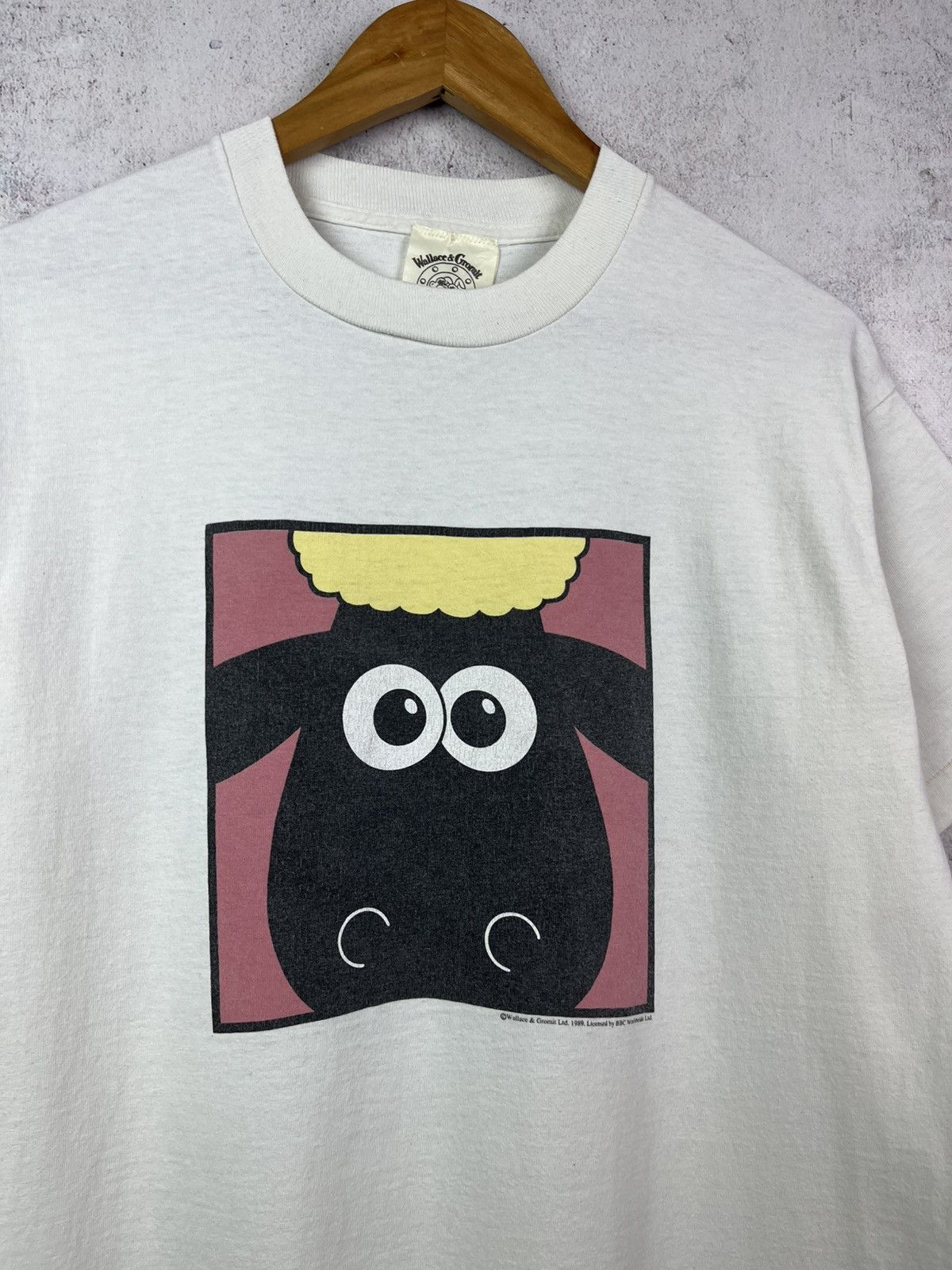 Vintage Vintage 1989 Wallace and Gromit Shaun Sheep T-shirt Rare Tee Size US L / EU 52-54 / 3 - 3 Thumbnail