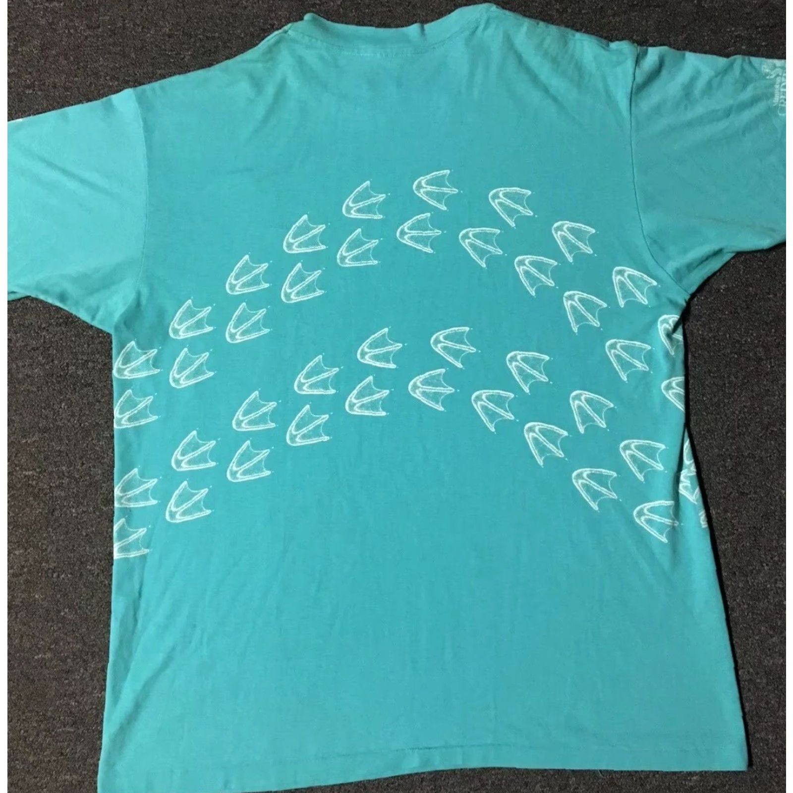 Vintage VINTAGE Manitoba Duck Race AOP Shirt XL Blue Men 80s Grunge Funny Animal Faded Single Stitch Size US XL / EU 56 / 4 - 2 Thumbnail