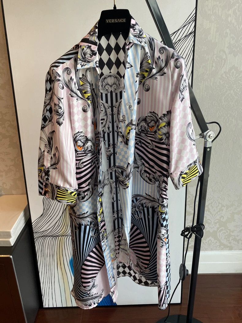 Versace Versace Shirt dress Size M / US 6-8 / IT 42-44 - 1 Thumbnail
