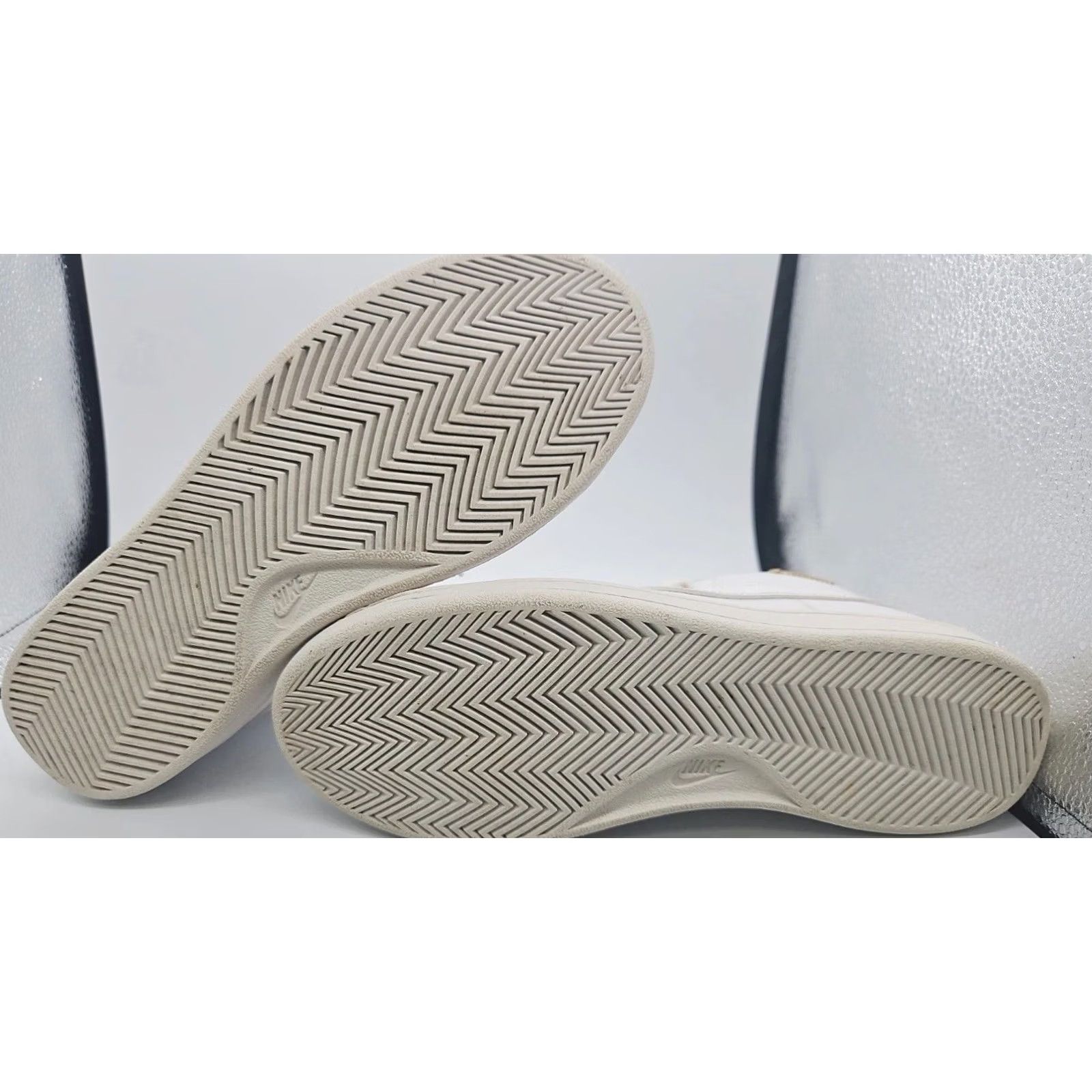 Nike Nike Court Royale 2 Mid White Womens Size 7.5 Sneakers Size US 8 / IT 38 - 5 Thumbnail