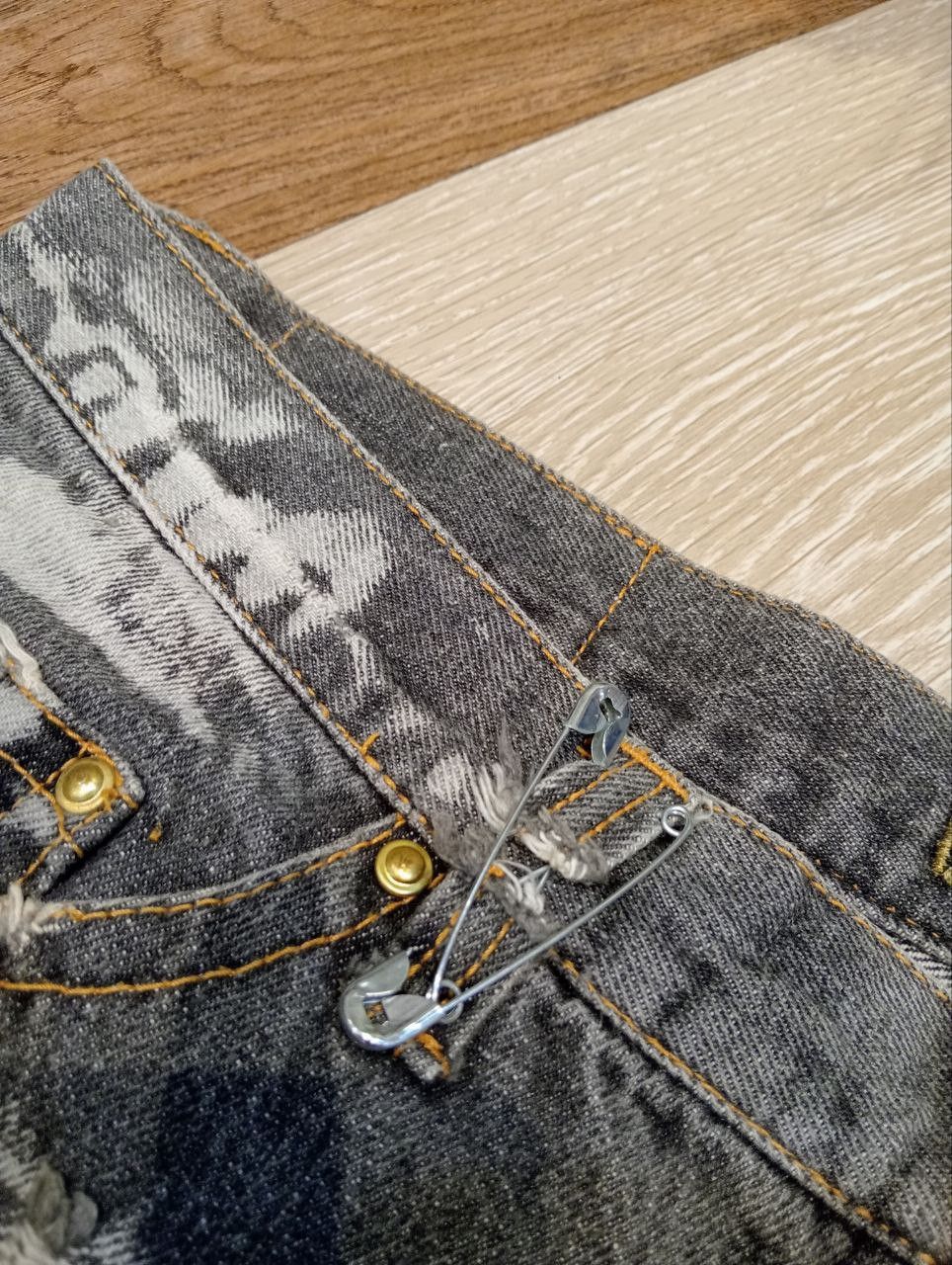 LOWBOX LOWBOX JAPAN FLARED DISTRESSED JEANS Size US 33 - 6 Thumbnail