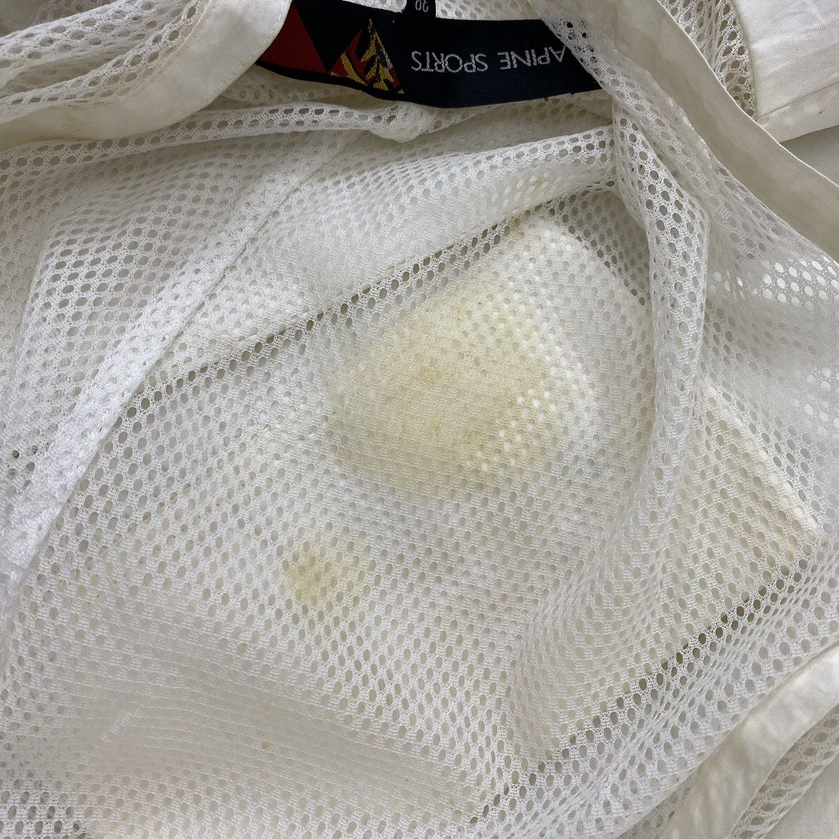 Other LAPINE SPORTS Multi Pockets Hooded Raincoats White Jacket Size US L / EU 52-54 / 3 - 7 Thumbnail