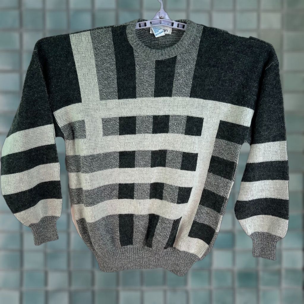 Vintage VINTAGE DAMON Geometric Wool Blend Sweater Men’s XL Gray Italy Crew Neck Pullover Winter Classic 80s Mens Size US XL / EU 56 / 4 - 1 Thumbnail