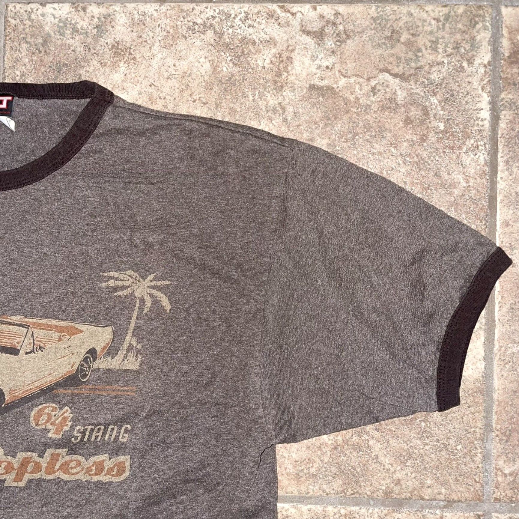 Vintage VTG Tnt By Trau and Loevner 64 Mustang Goin Topless Graphic Tee Mens Size L Mustangs Topless Graphic Tee VTG Tnt By Trau Loevner 64 Mustang Goin Size US L / EU 52-54 / 3 - 2 Thumbnail