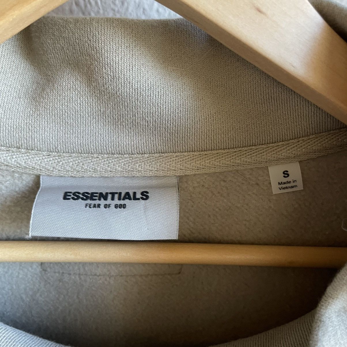 Essentials × Fear of God Essentials Fear of god mock neck sweatshirt size S Size US S / EU 44-46 / 1 - 3 Thumbnail