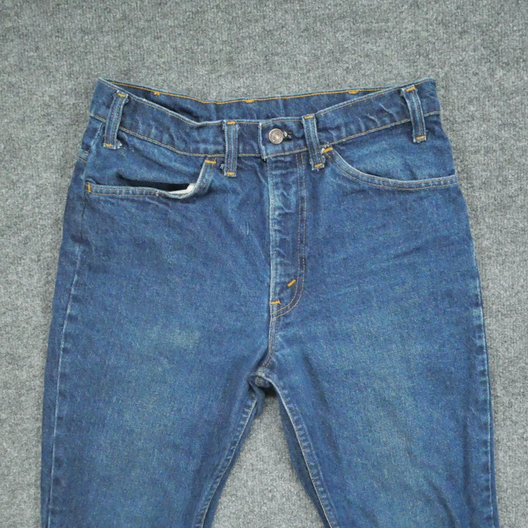 Levi's VINTAGE Levi's Jeans 32x32 Men Blue Denim Flared 70s Orange Tab 646 0217 Pockets Functional Size US 31 - 2 Thumbnail