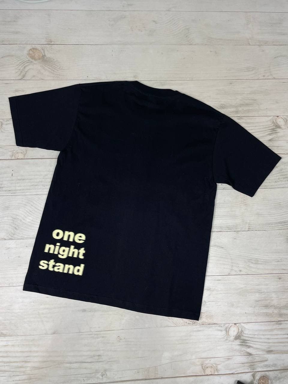 Vintage Vintage 90s One Night Stand T-Shirt Size US XL / EU 56 / 4 - 7 Thumbnail