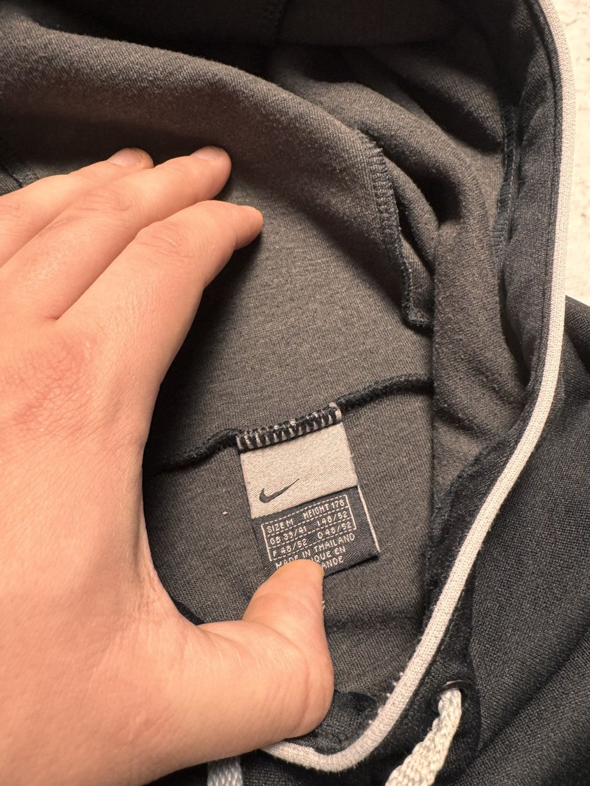 Nike × Vintage NIKE ATHLETIC VINTAGE CENTER LOGO OVERSIZE BOXY HOODIE Size US M / EU 48-50 / 2 - 5 Thumbnail