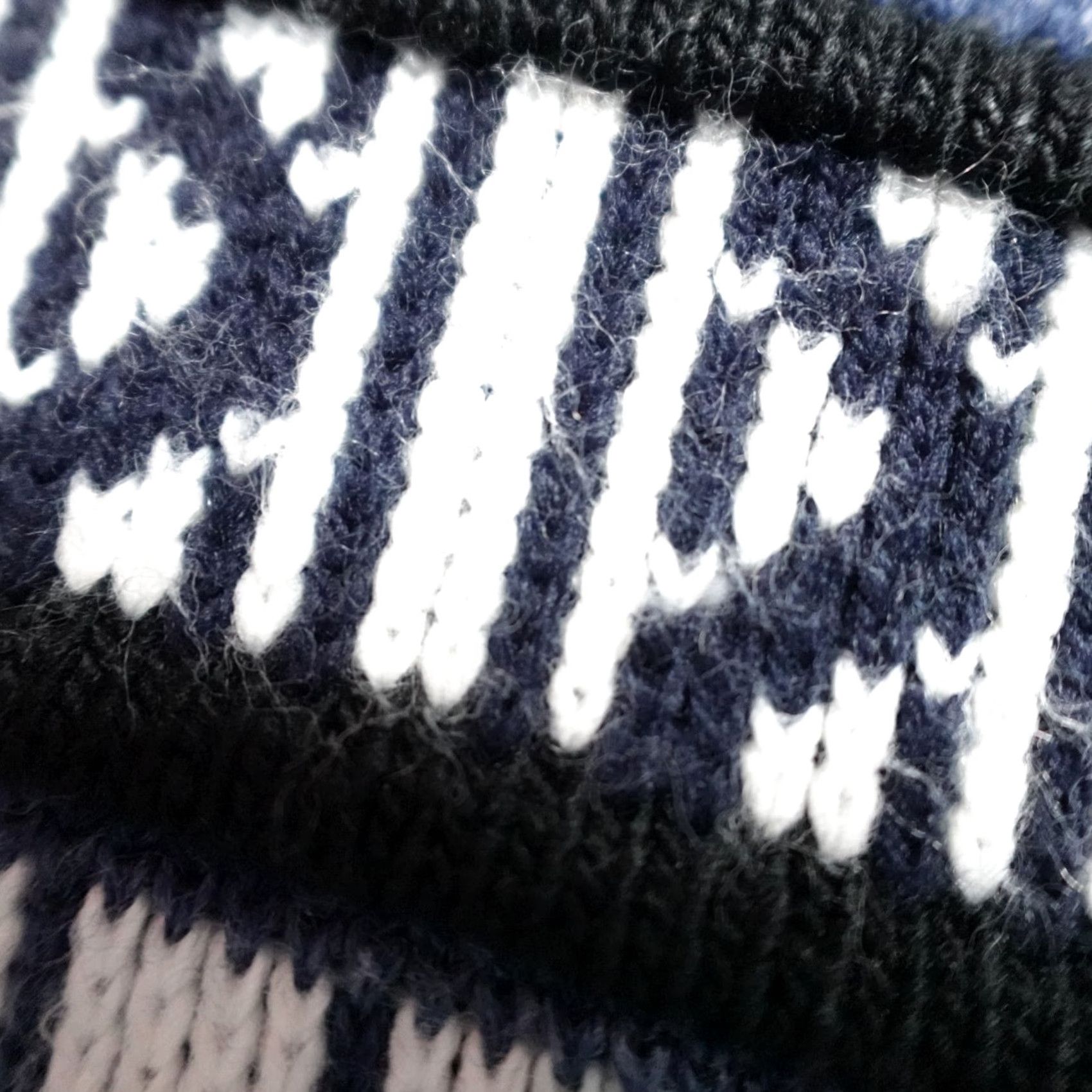 Vintage VINTAGE J.J. Poole Sweater Medium Blue Geometric 3D Made in USA Mens Pullover Knit Acrylic Geometric 3D Blue USA M Size US M / EU 48-50 / 2 - 4 Thumbnail