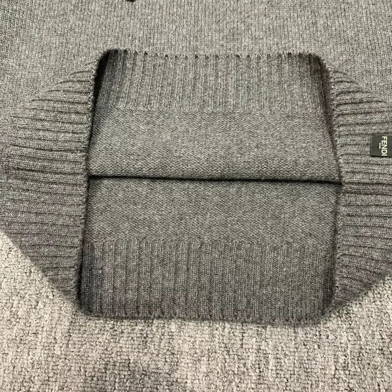 Fendi Fendi Gray Logo Knit Sweater Size 48 Size US L / EU 52-54 / 3 - 6 Thumbnail