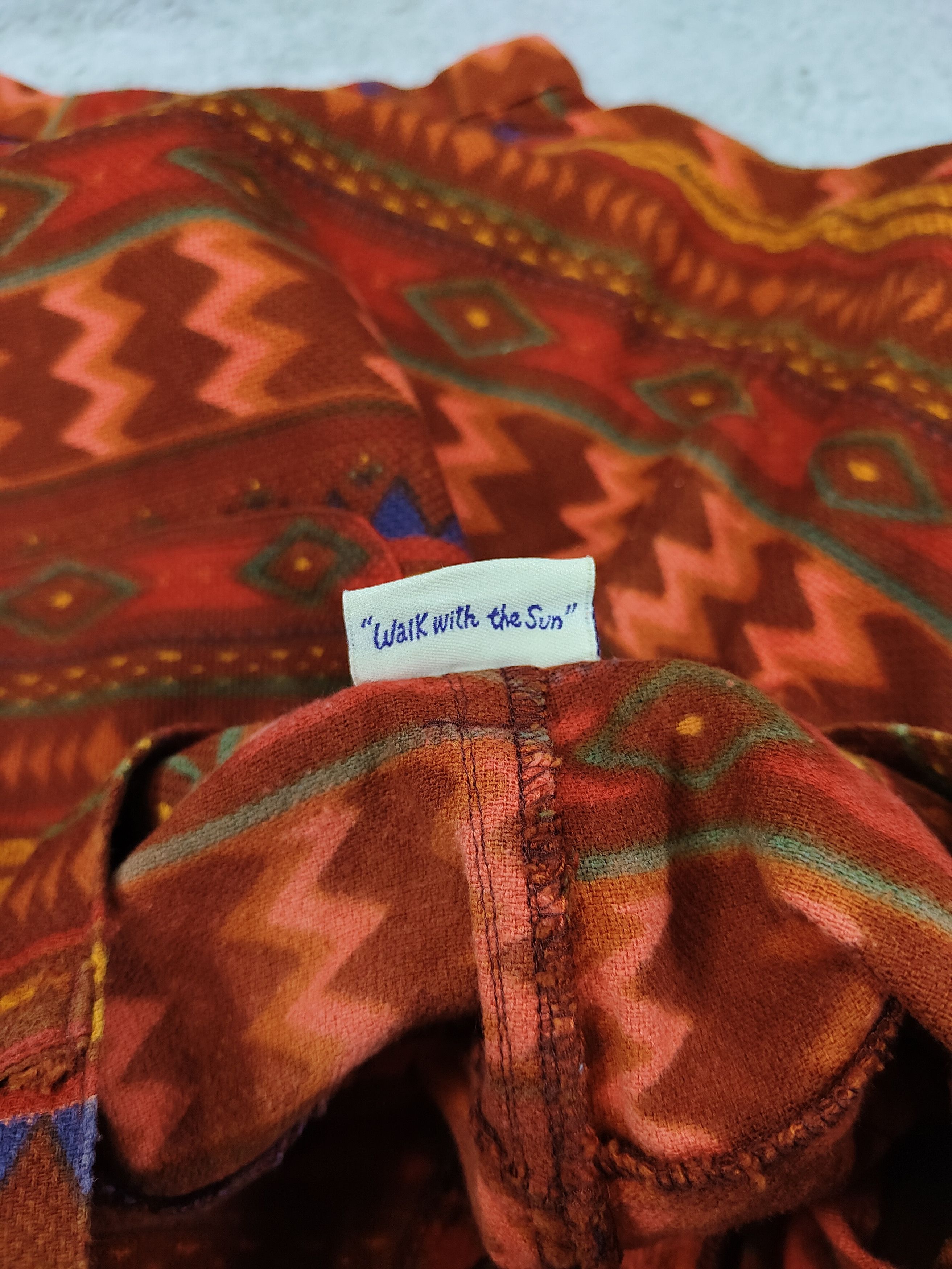 Japanese Brand Yul- Bohemian Retro Hippie Tribal Aztec High Waist Shorts Size 29" - 10 Thumbnail