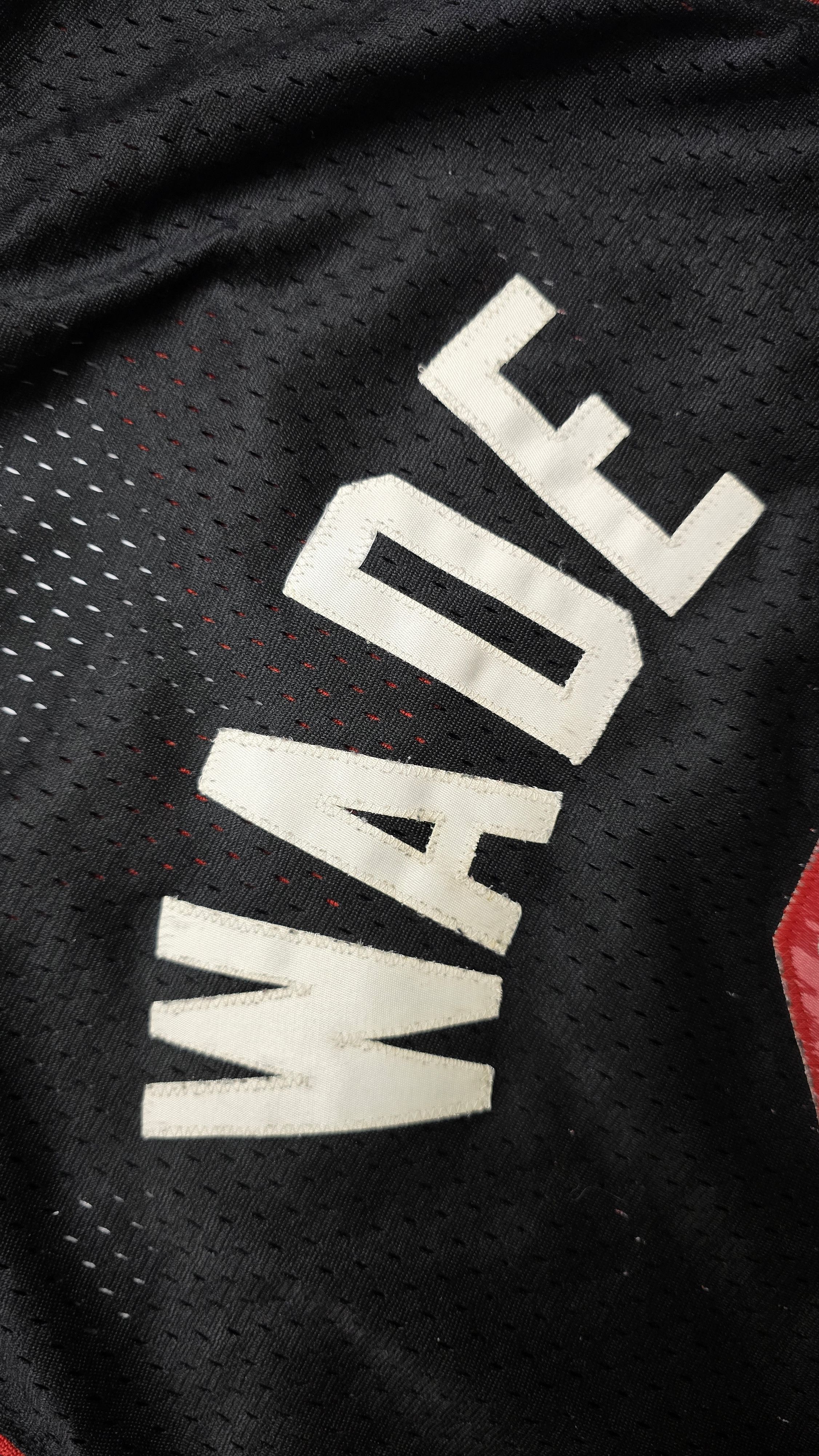 Adidas Miami Heat Dwyane Wade #3 Basketball Jersey Size US M / EU 48-50 / 2 - 7 Thumbnail