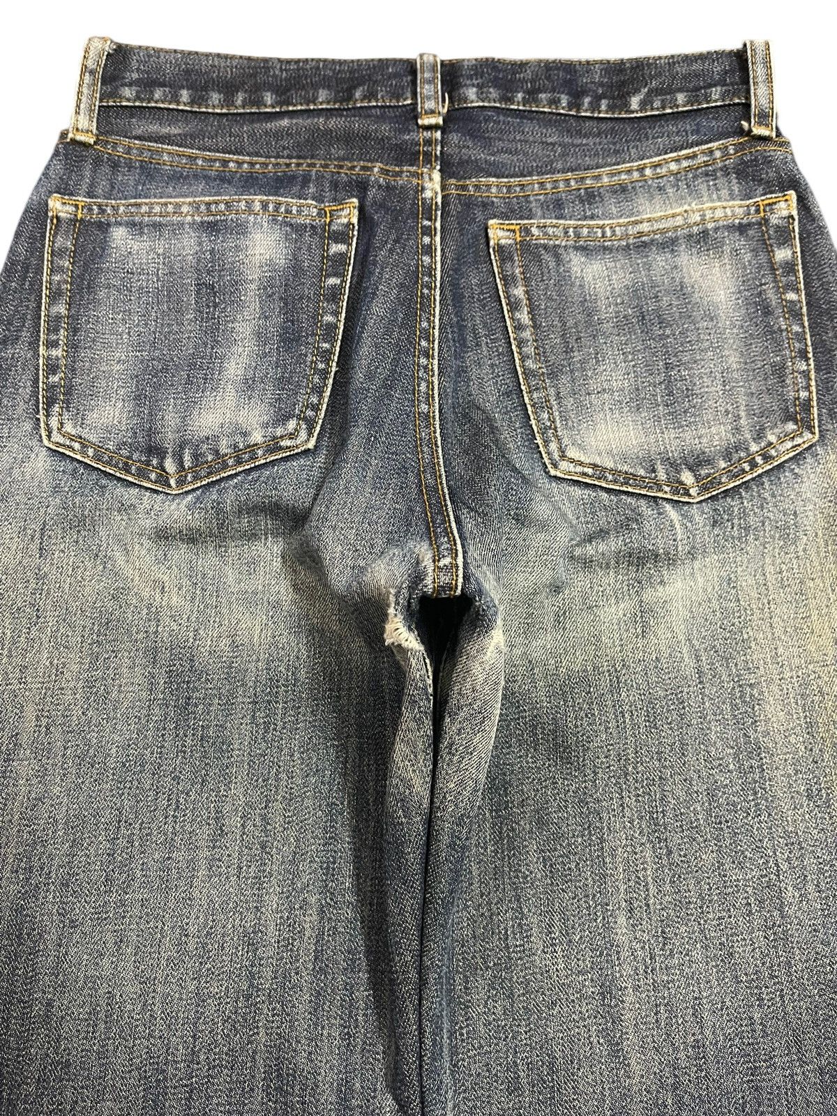 Uniqlo Vintage Japanese Uniqlo Blue Faded Wash Baggy Jeans Size US 28 / EU 44 - 5 Thumbnail