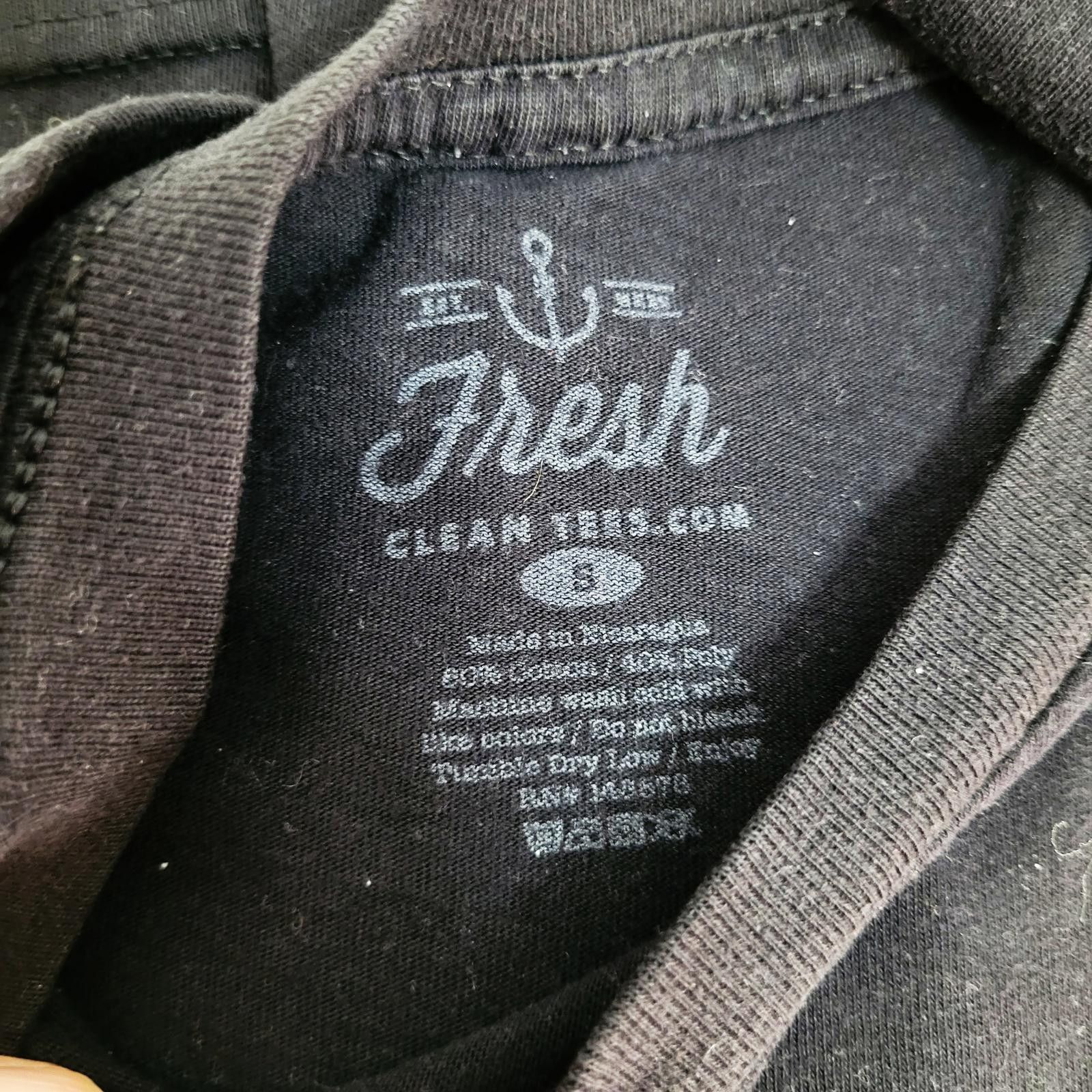 Other Fresh Clean Tees Lot of 2 Men’s Small Black T-Shirts V-Neck Size US S / EU 44-46 / 1 - 2 Thumbnail