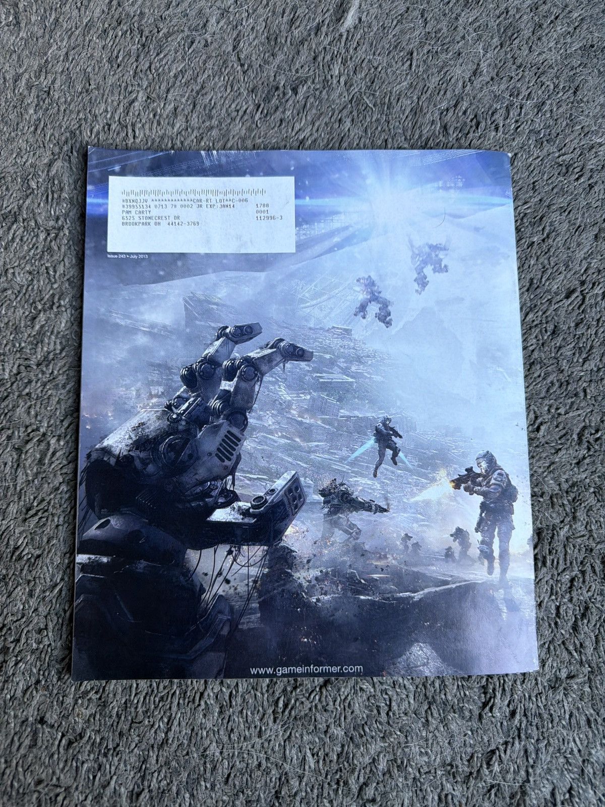 Hypebeast 2013 Game Informer Volume XXIII Number 07 Issue 243 Size ONE SIZE - 2 Thumbnail