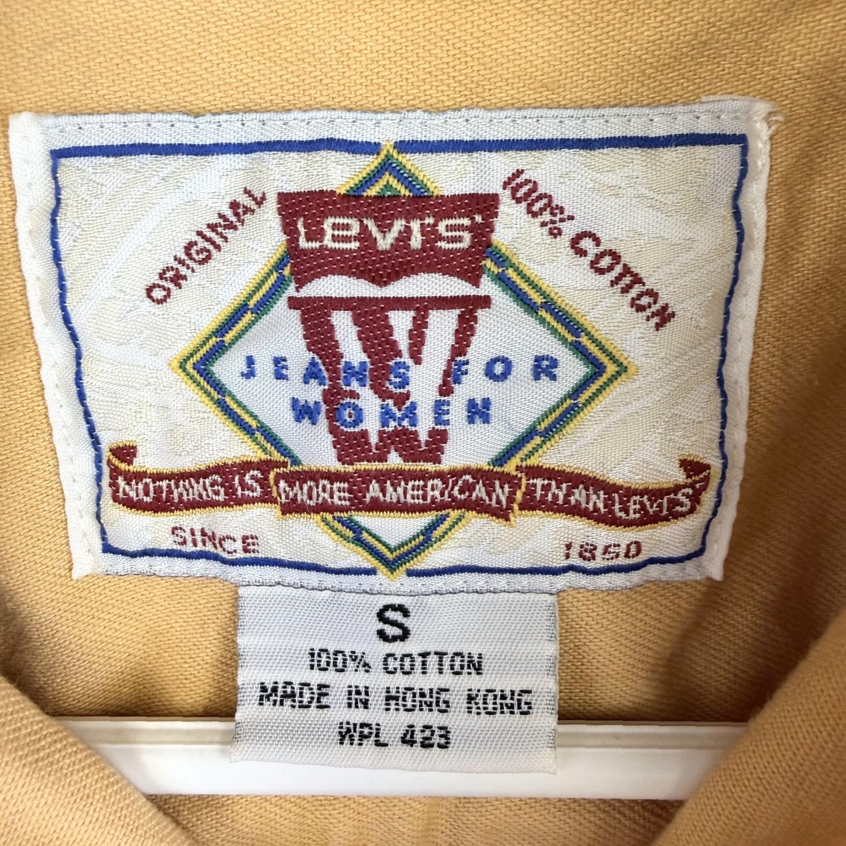Levi's VINTAGE Levi's Shirt Womens Small Tan Cotton Twill Button Up Two Pockets 90s Size S / US 4 / IT 40 - 6 Thumbnail