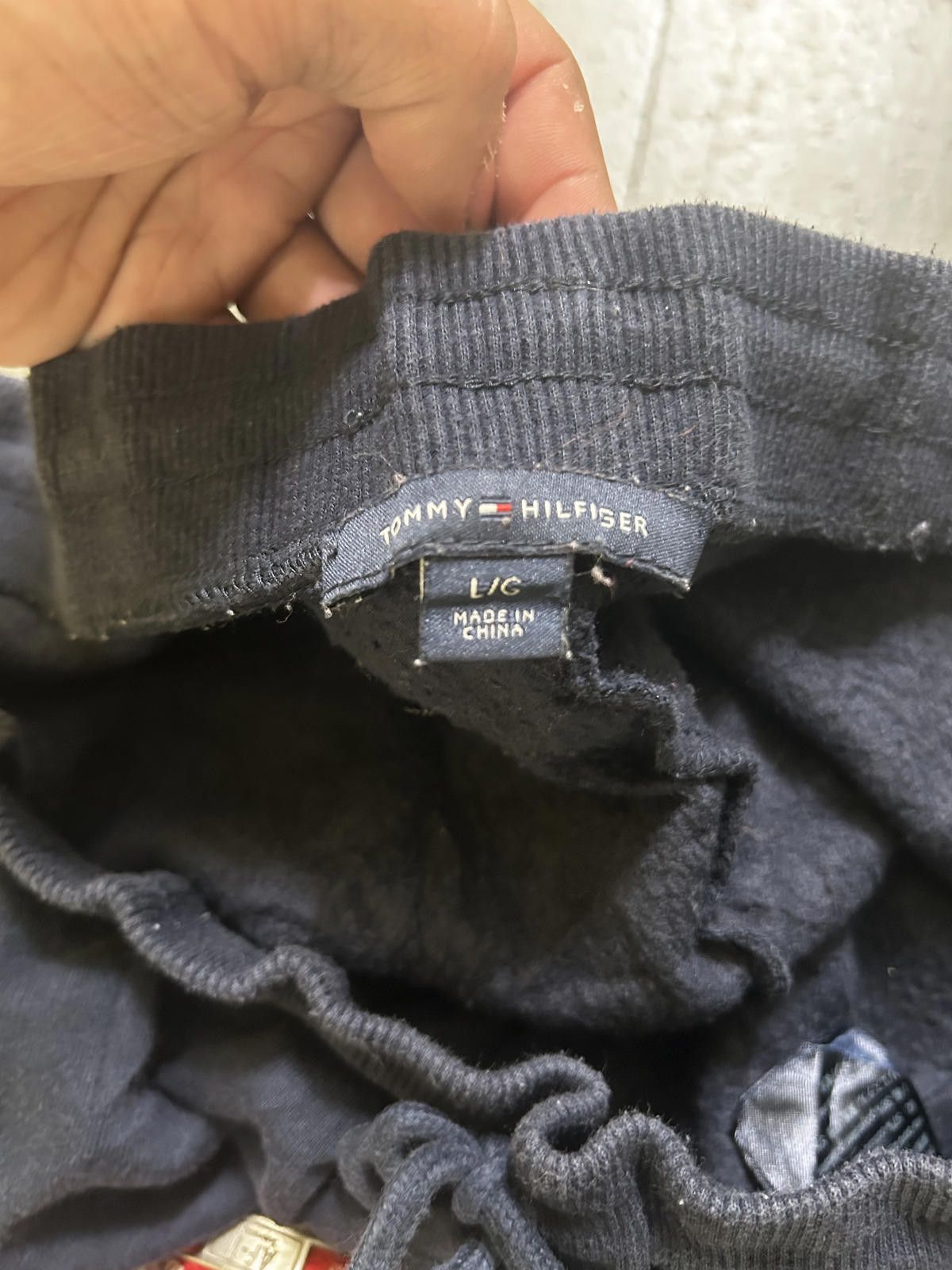Tommy Hilfiger Tommy Hilfiger Navy Joggers with Red Stripes Size US 34 / EU 50 - 5 Thumbnail