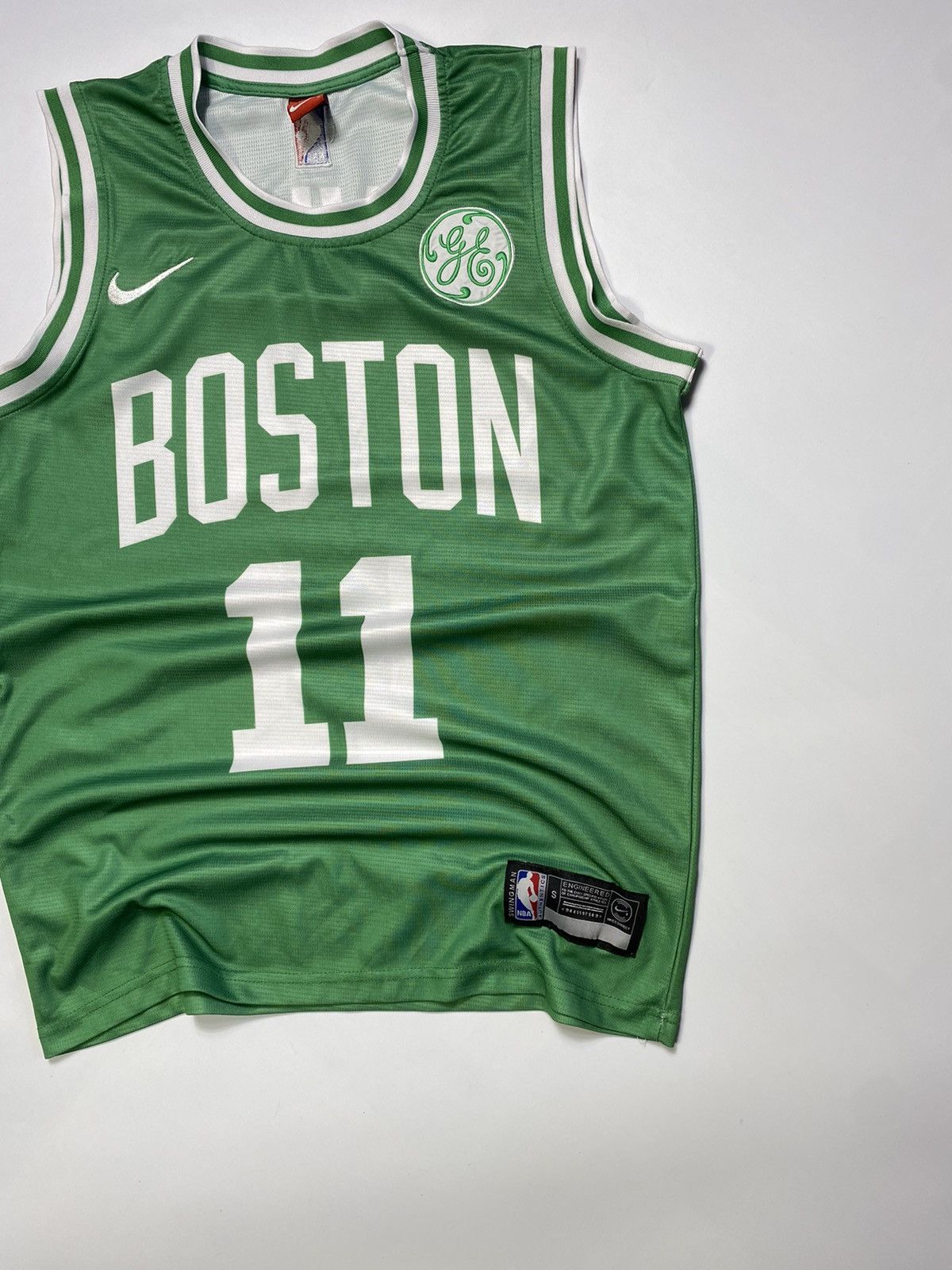 Other Nike Boston Celtic Irving #11 Hype Y2k NBA jersey Size US S / EU 44-46 / 1 - 3 Thumbnail