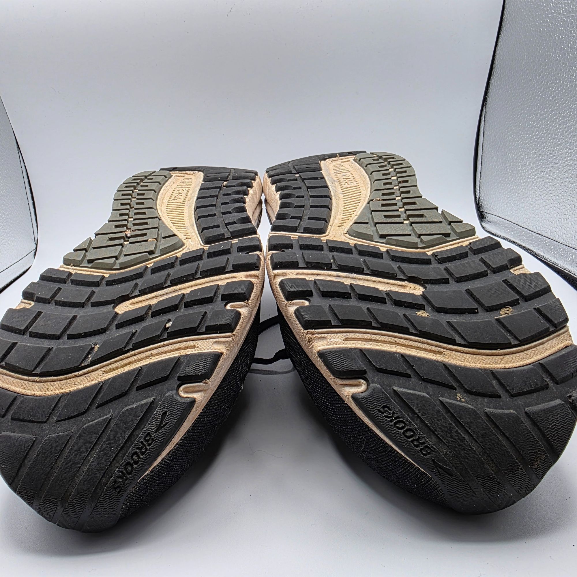 Brooks Brooks Beast 20 Mens Size 12.5 Black Athletic Shoes Walking Size US 12.5 / EU 45-46 - 13 Thumbnail