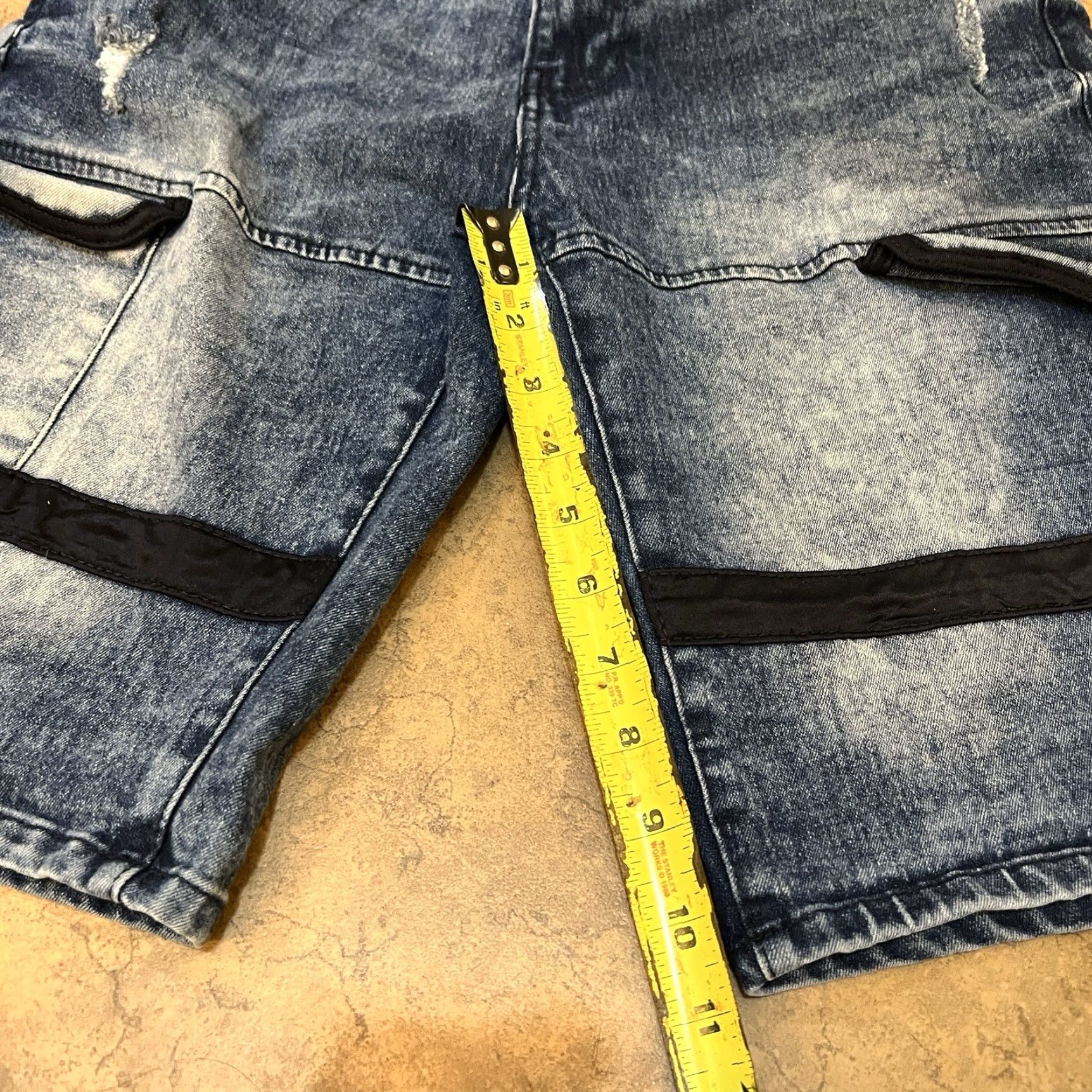 Southpole Southpole Blue Jean Shorts - Slim 32 - Distressed - Black Stripes - Men’s - Denim Front Zip Casual 90s Hip Hop Grunge Jeans Shorts Mens Size US 32 / EU 48 - 7 Thumbnail