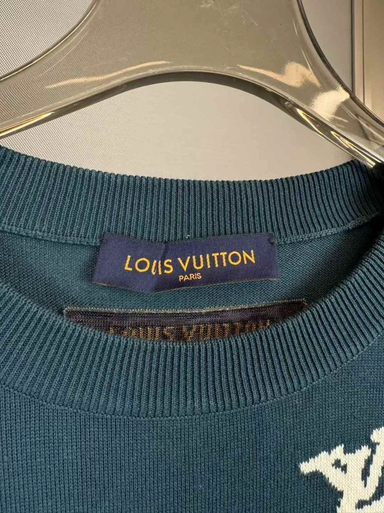Louis Vuitton Louis Vuitton Navy Pied Piper front and back embroidered pr Size US L / EU 52-54 / 3 - 3 Thumbnail