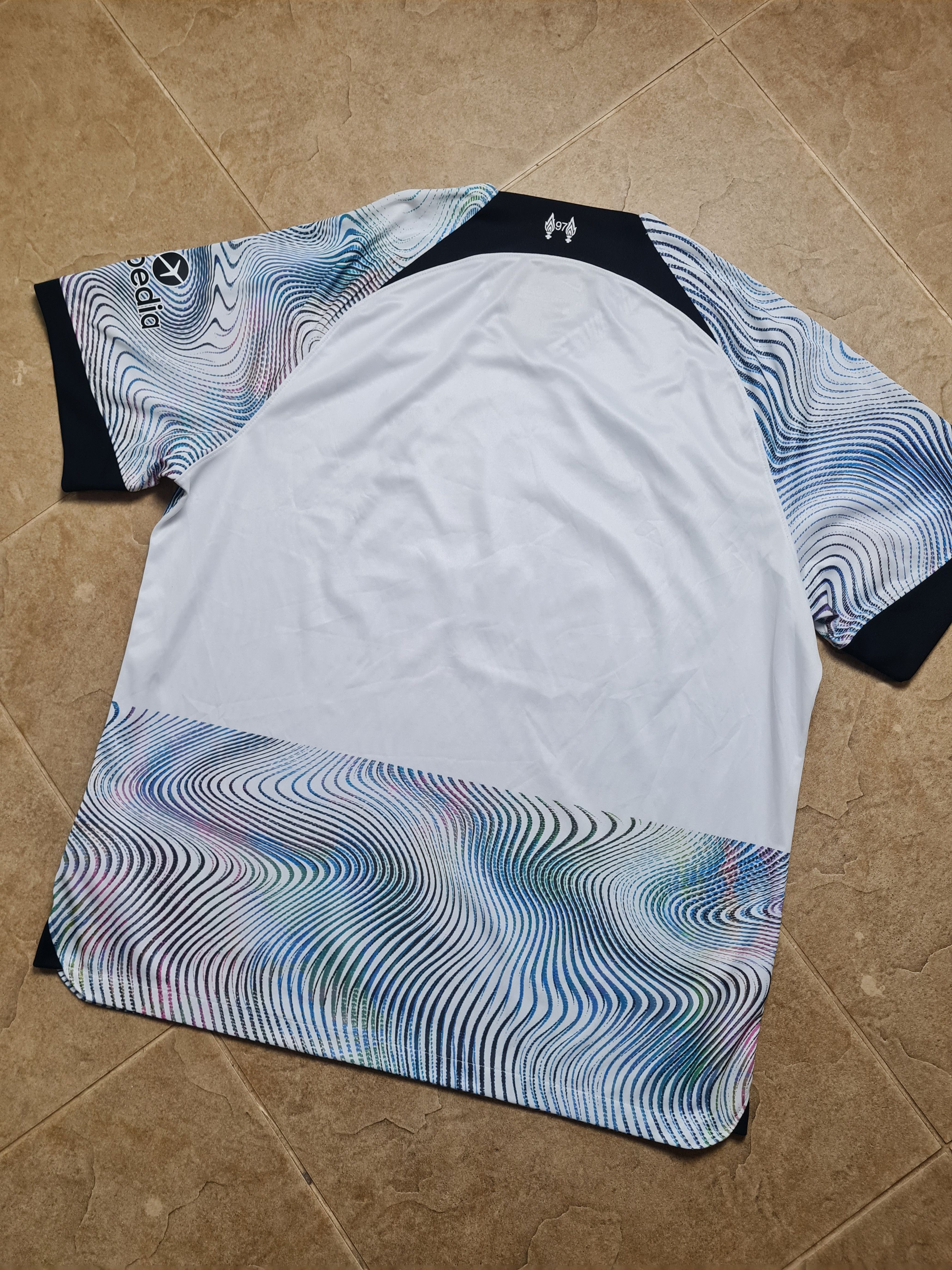 Nike Jersey Liverpool FC 2022-23 Soccer Shirt Nike DN2715-101 Size US XL / EU 56 / 4 - 20 Thumbnail