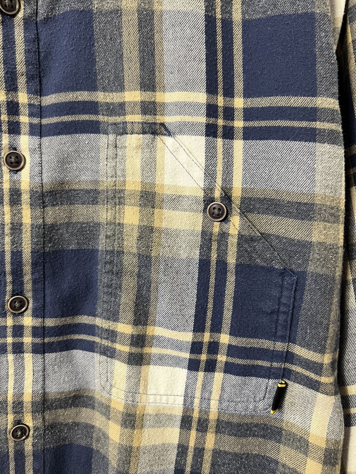 Barbour Barbour International Flannel Plaid Button Up‎ Shirt Size US L / EU 52-54 / 3 - 6 Thumbnail