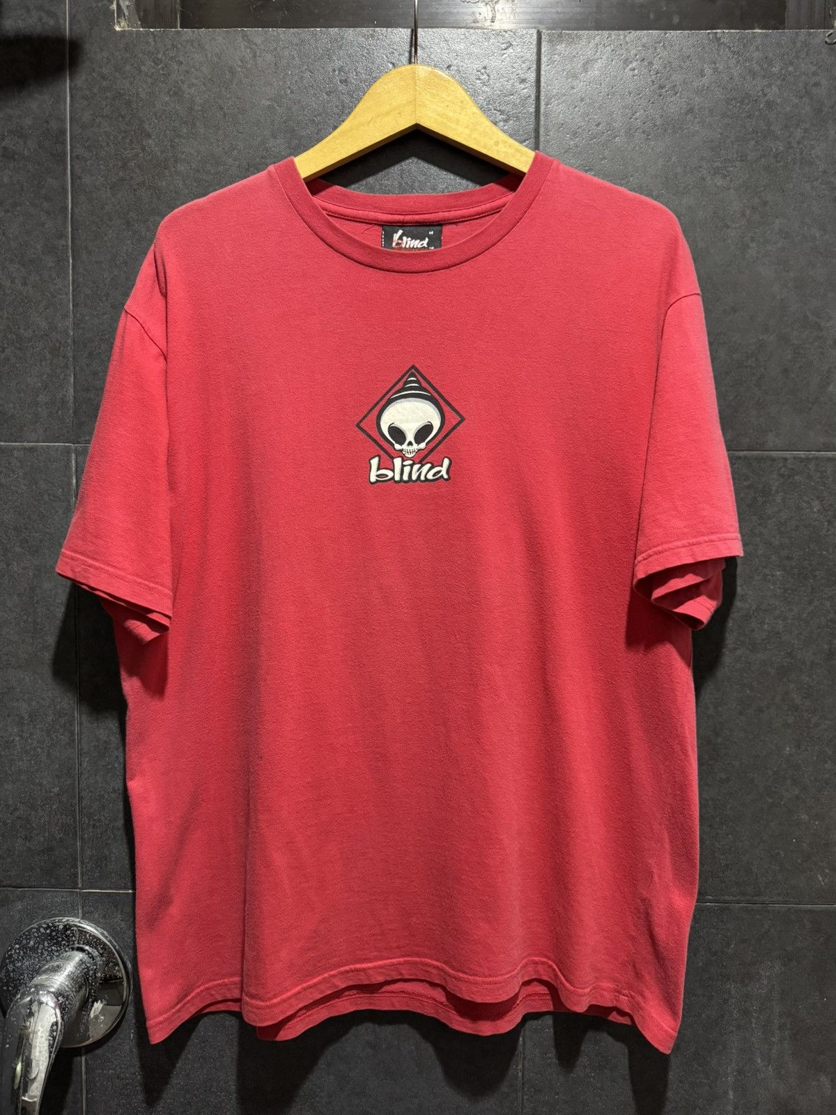 Hook-Ups × Vintage Vintage Blind skateboards T-shirt Size US L / EU 52-54 / 3 - 1 Thumbnail