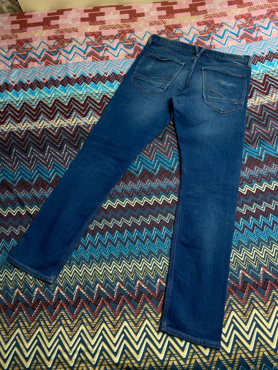 Tommy Hilfiger Tommy Hilfiger logo blue jeans vintage Y2K streetwear Size US 33 - 19 Thumbnail